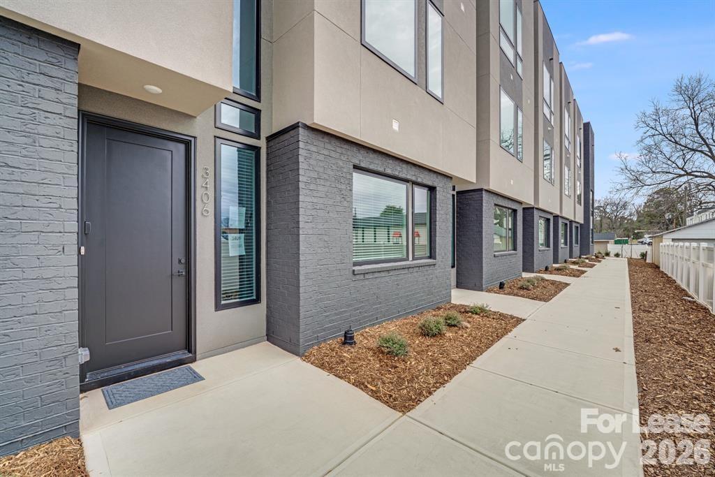 1213 E 36th Street — photo