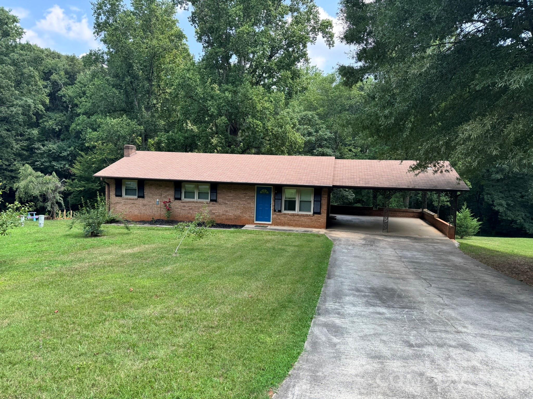85 Meadowcreek Loop — photo
