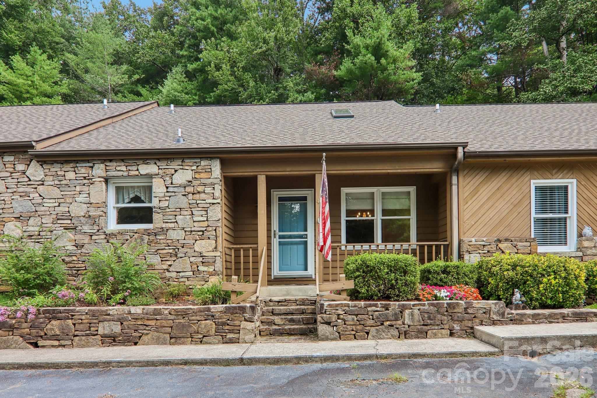 40 Sagebrush Circle — photo