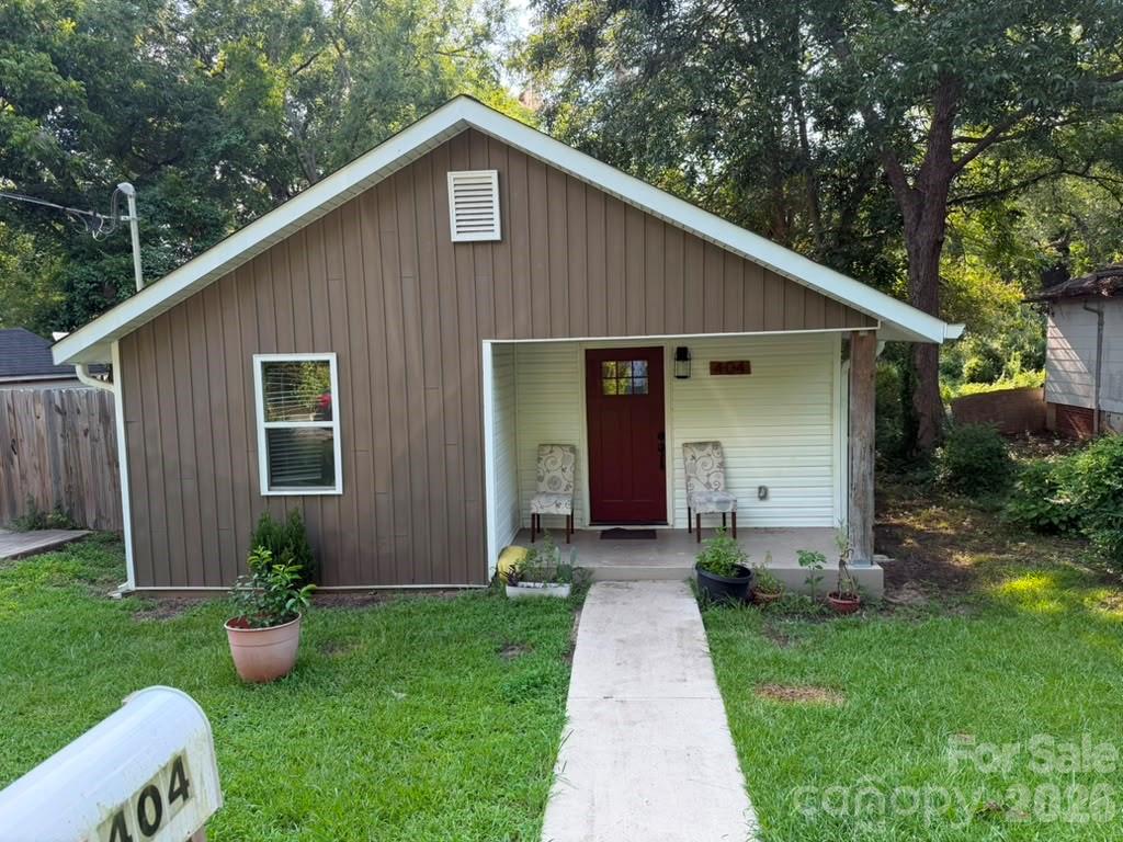 404 Palmetto Street — photo