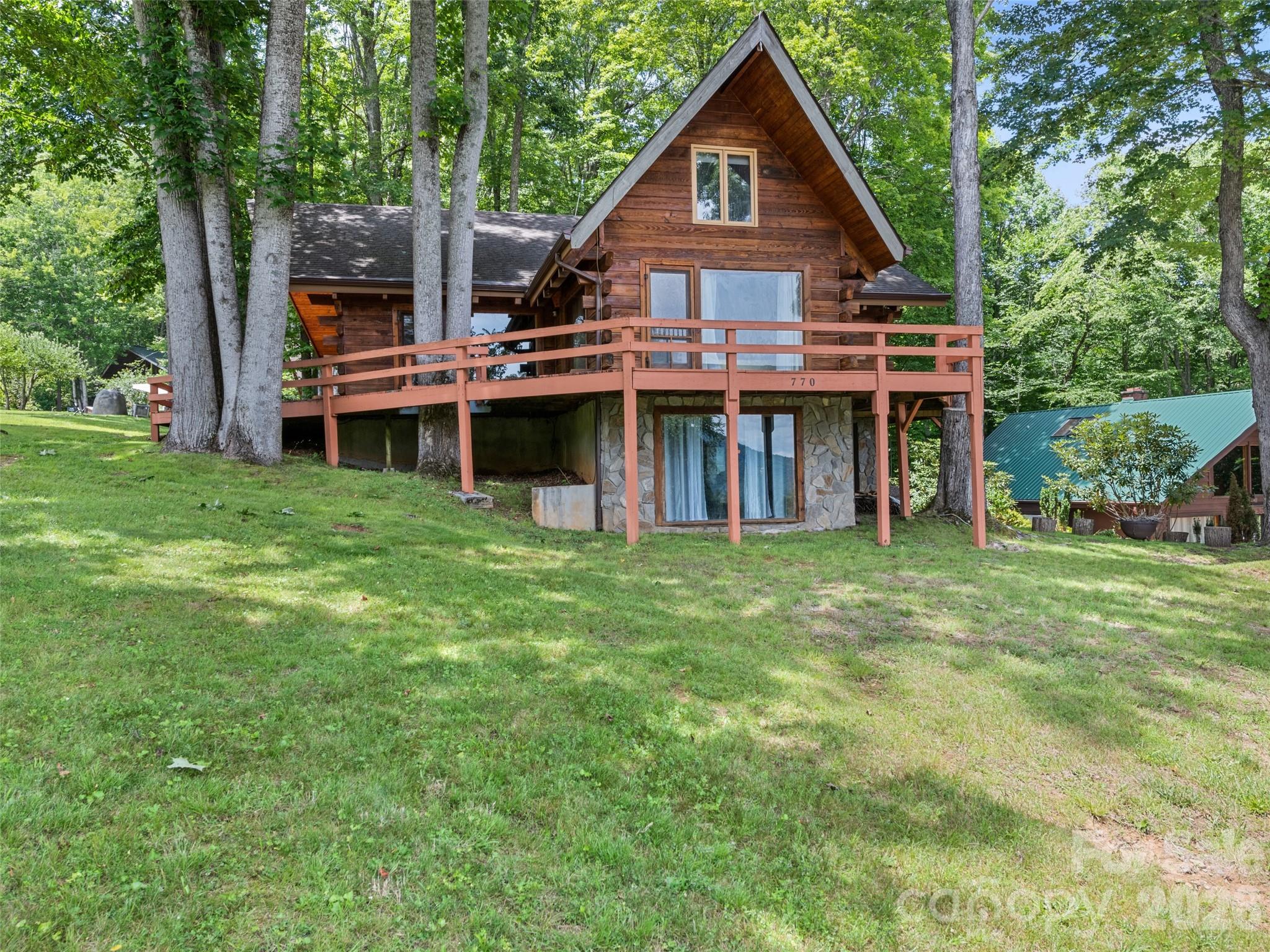 770 Shelton Cove Road — photo