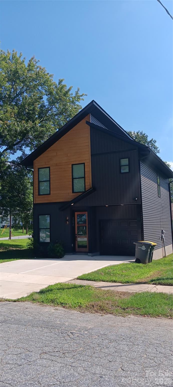 504 Milton L Taylor Street — photo