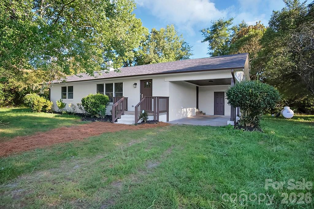 238 Davis Road — photo