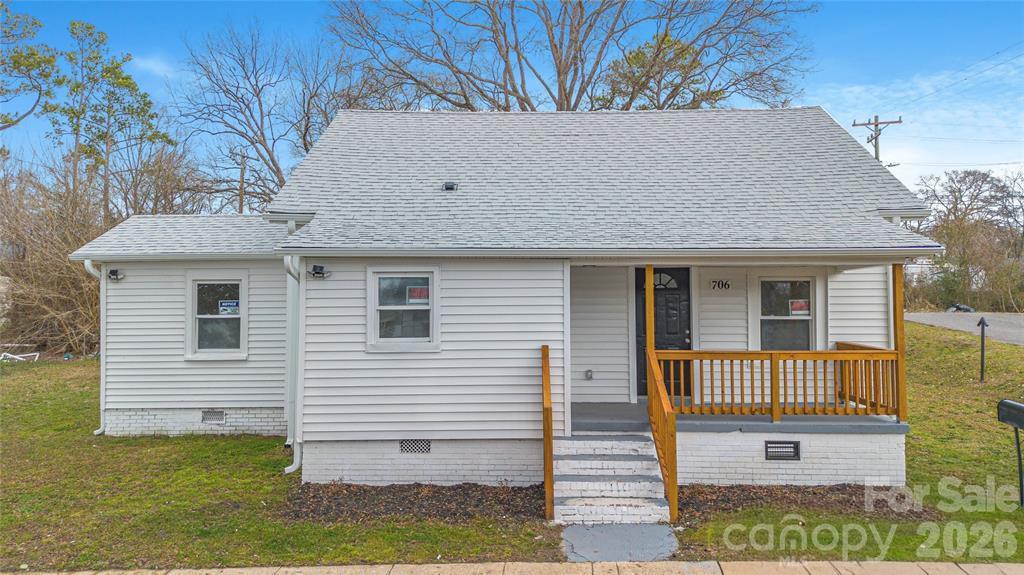 706 Sweeney Street — photo