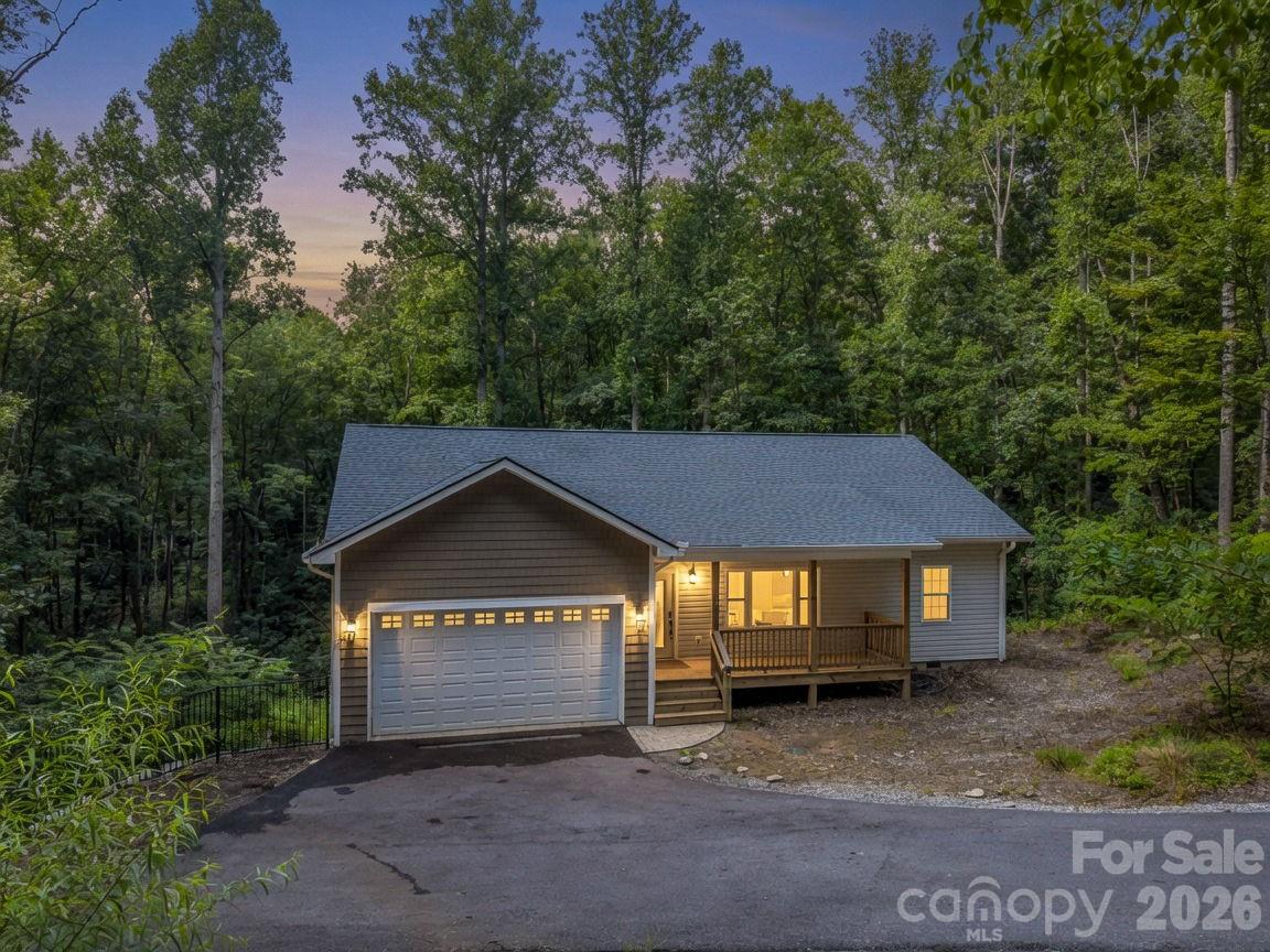 180 Ridgeview Drive, Hendersonville, NC 28792 — photo 3