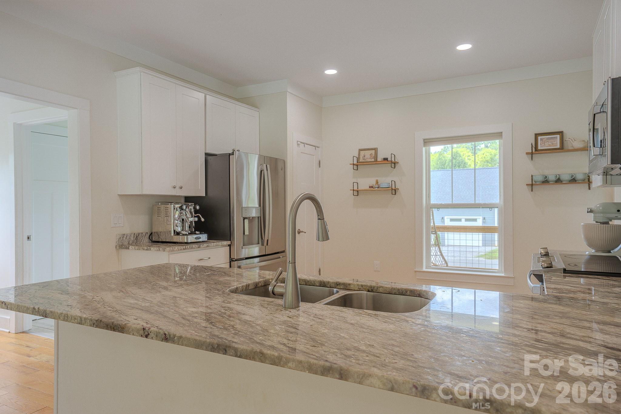 160 Ridge View Drive, Clyde, NC 28721 — photo 3