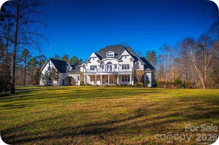 450 Greywalls Lane — photo