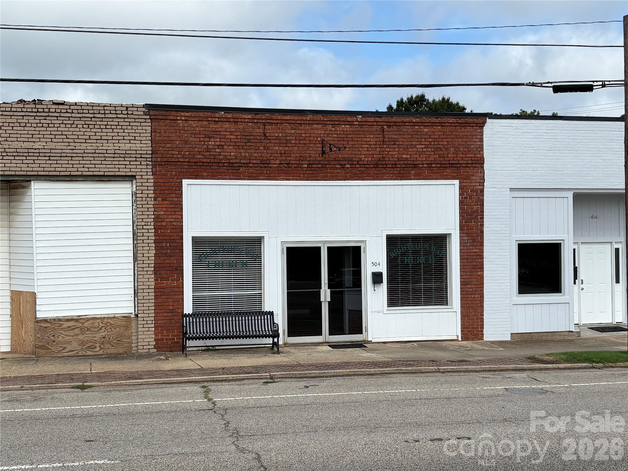 504 S Main Street — photo