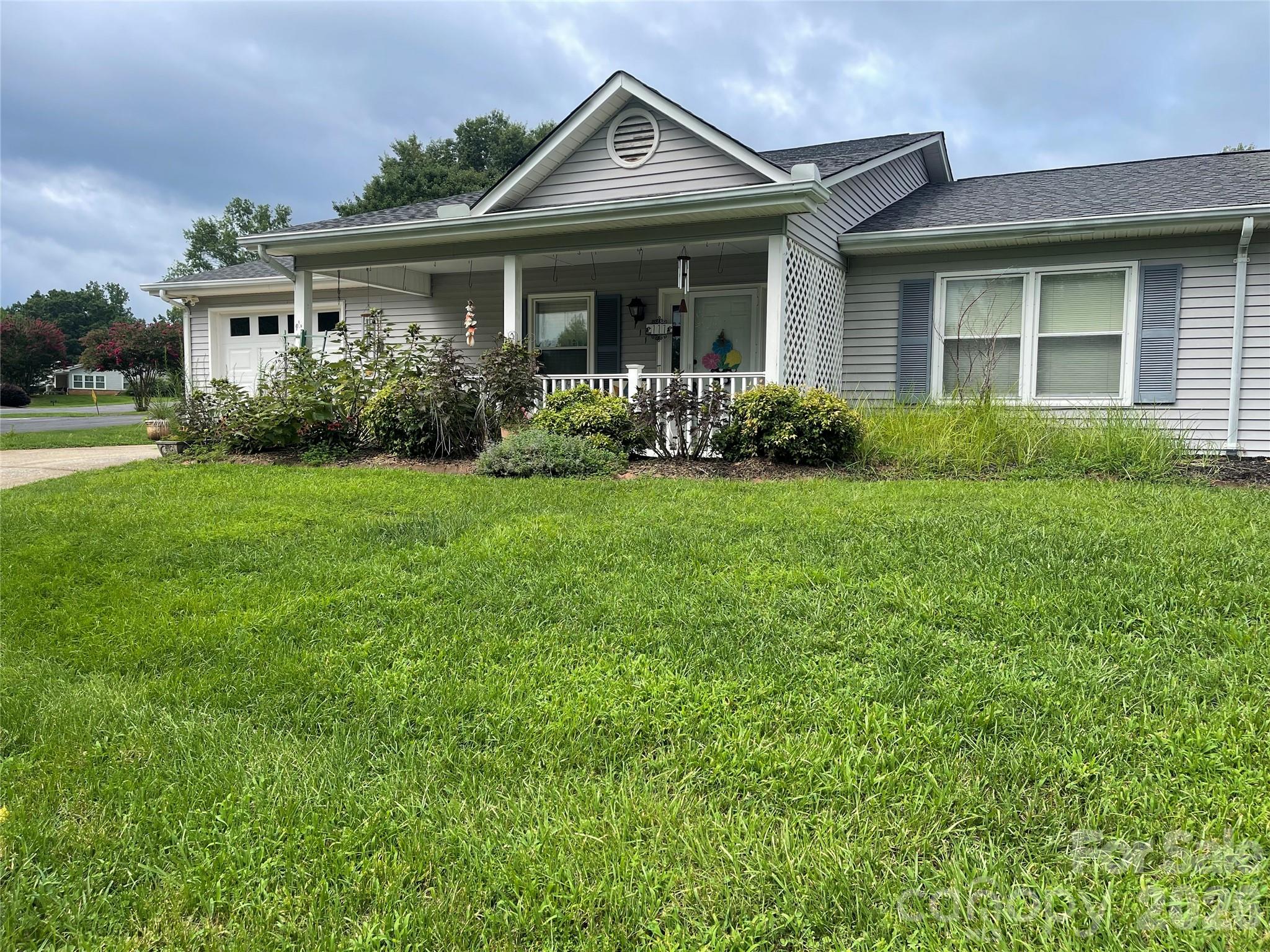 111 Holly Court — photo