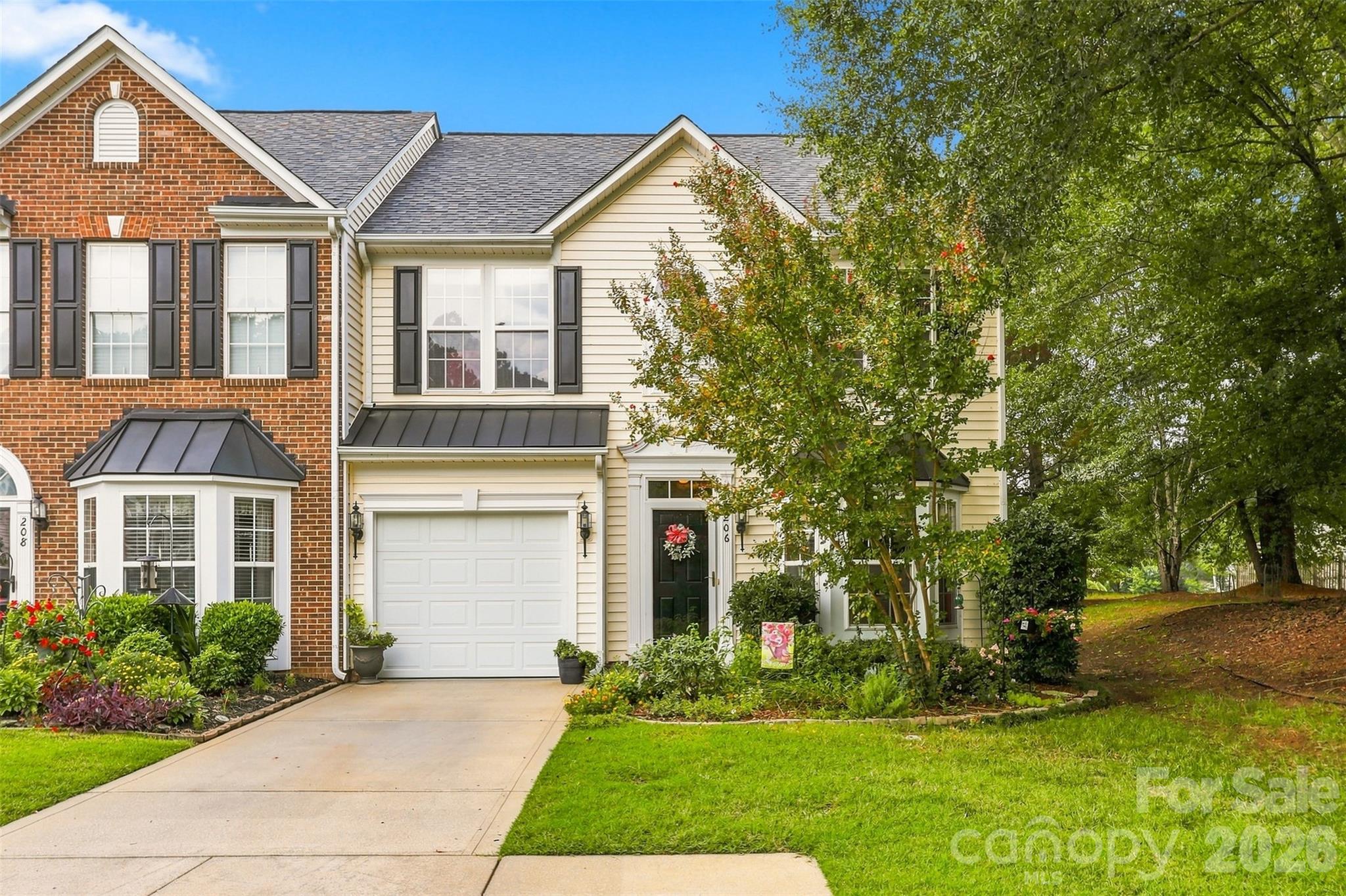 206 Horizon Circle 79 — photo
