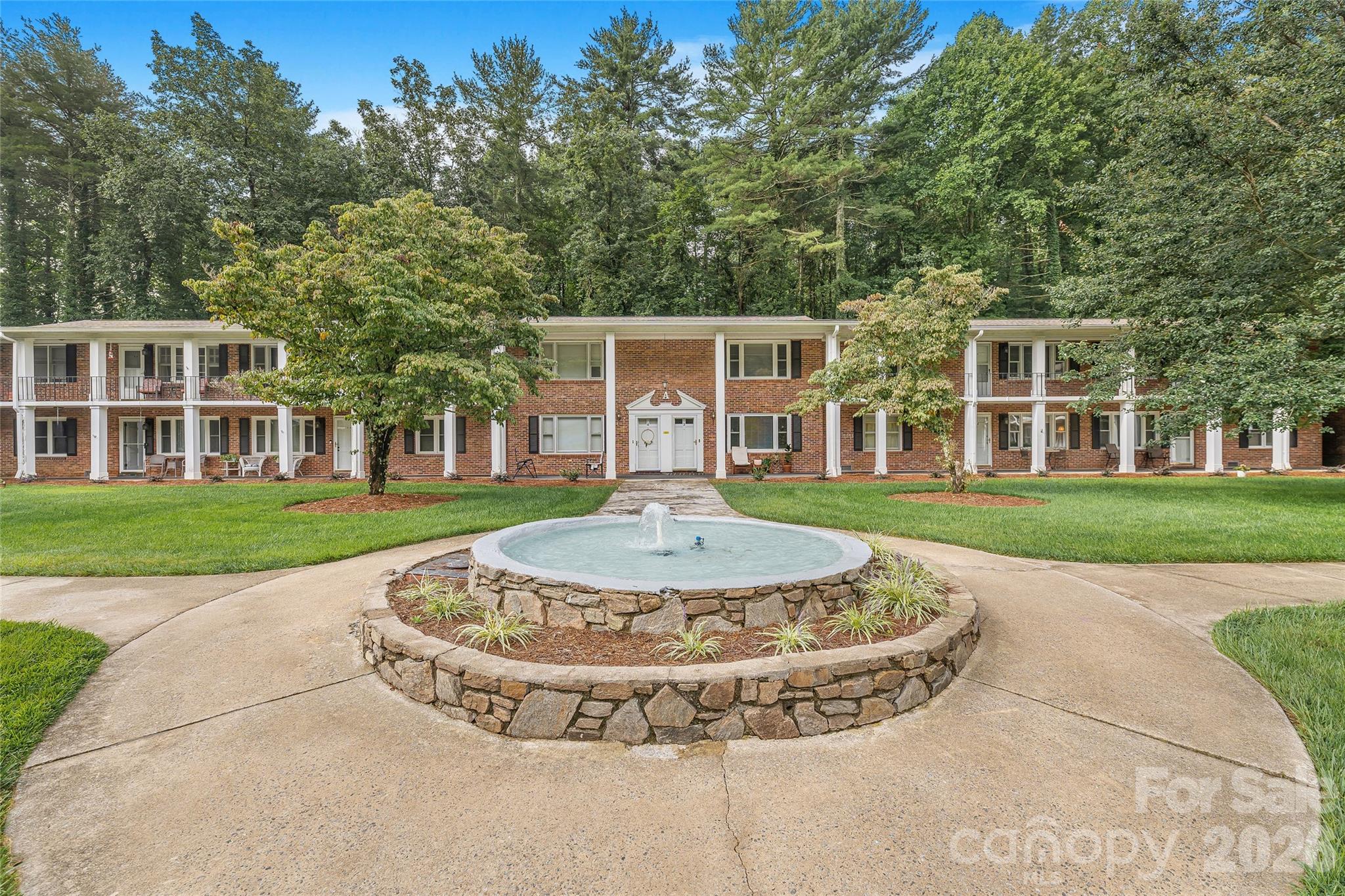 102 Boyd Drive 5C — photo
