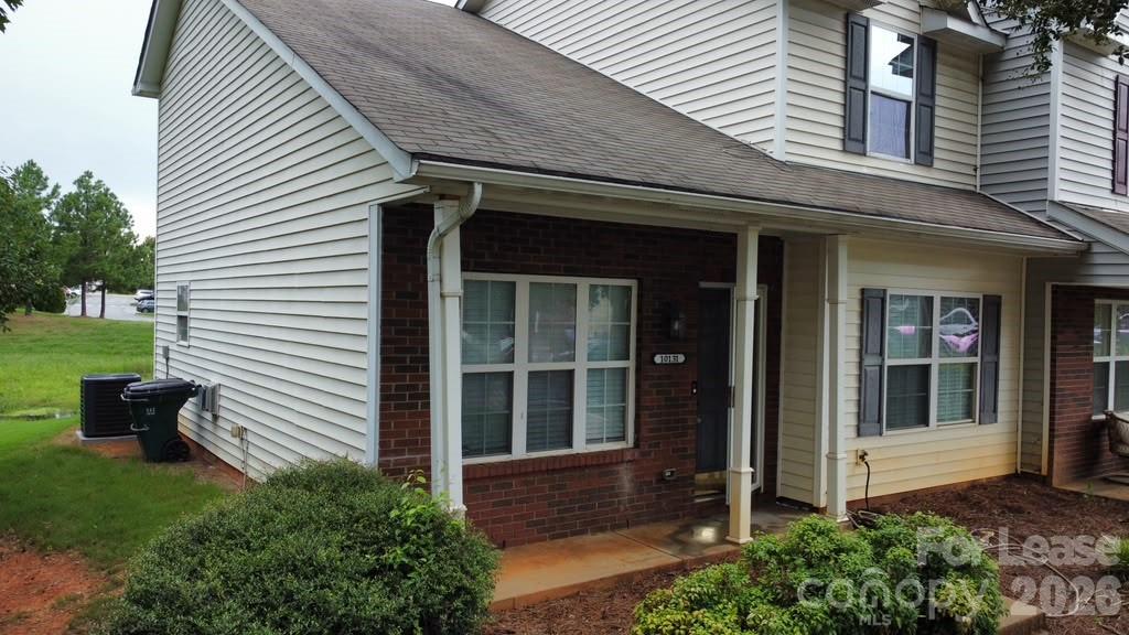 10131 Ballyclare Court — photo