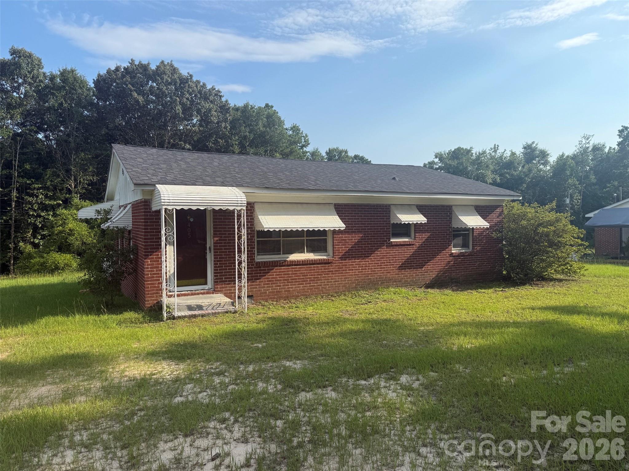 405 Woodland Drive — photo