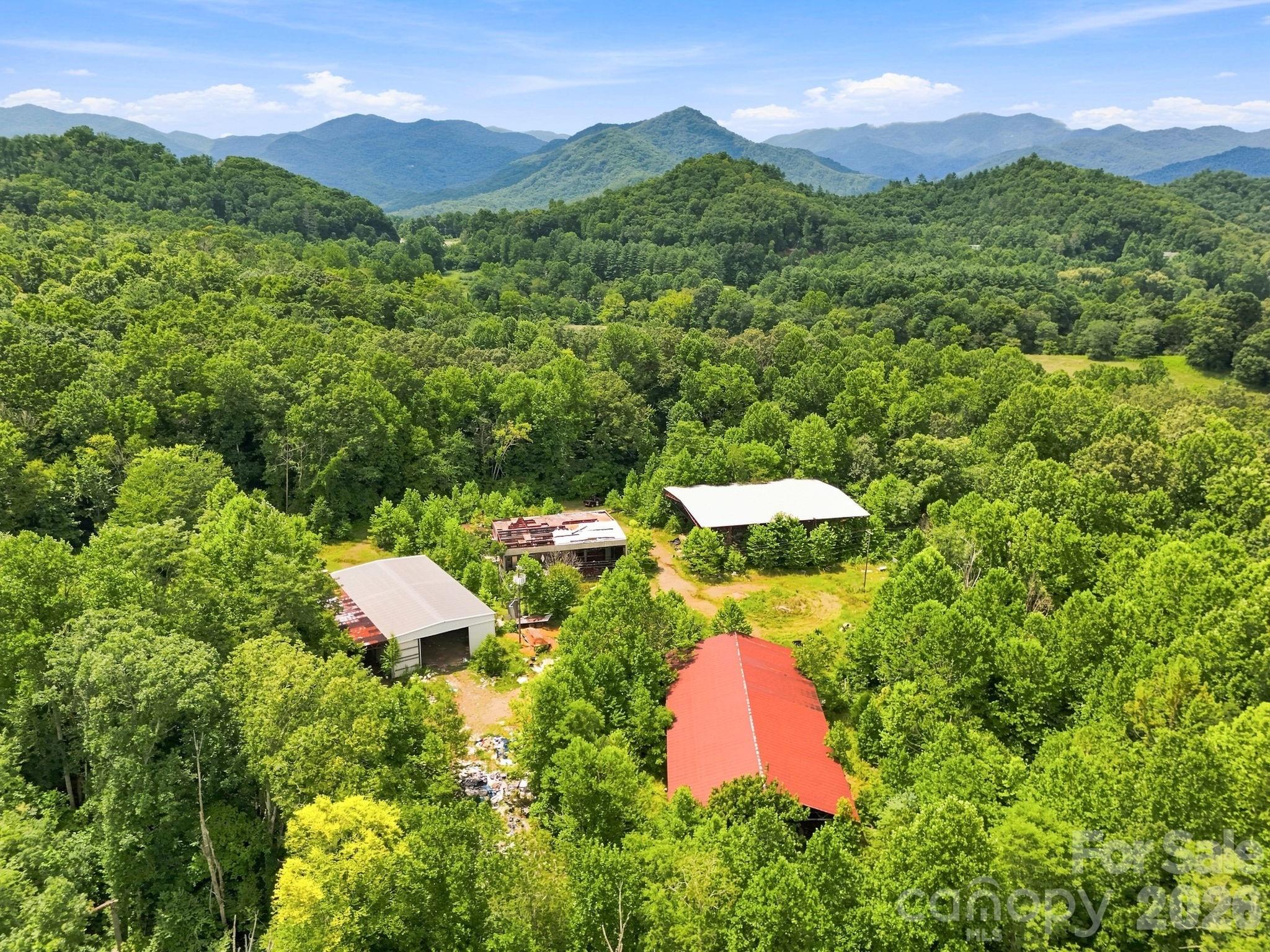 595 Maxwell Home Road — photo