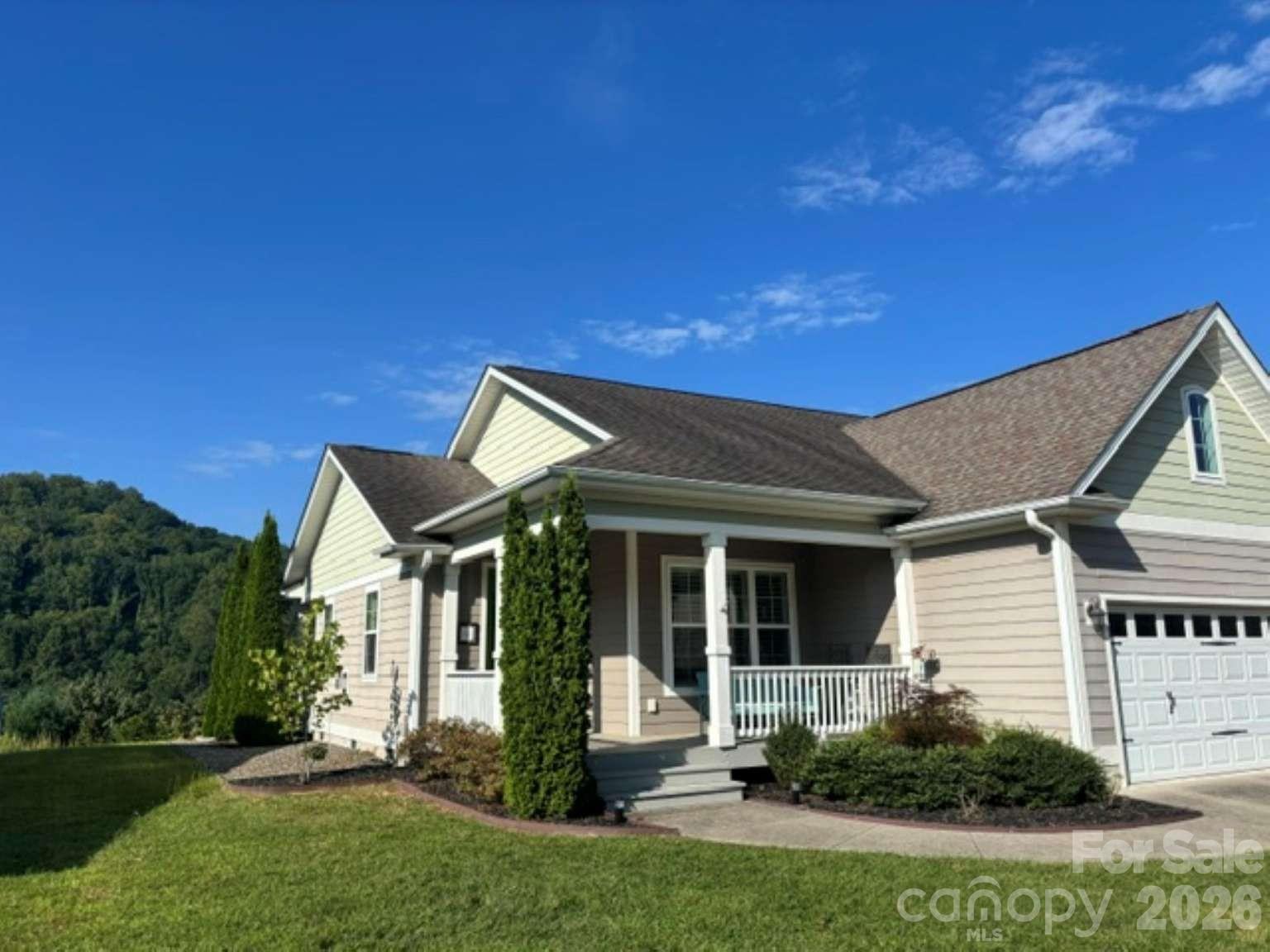 30 Rose Point Drive — photo