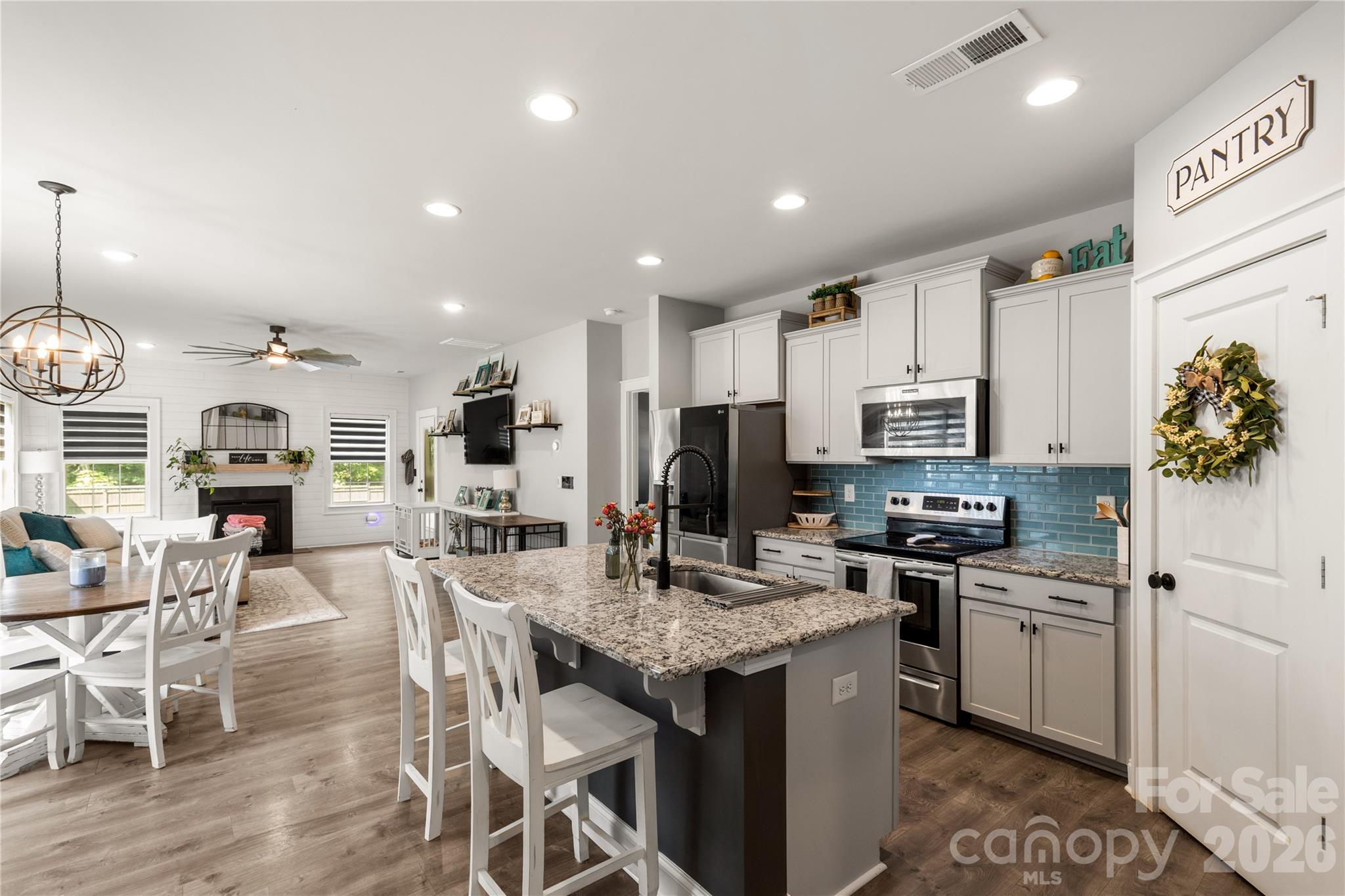 836 Hardin Street — photo