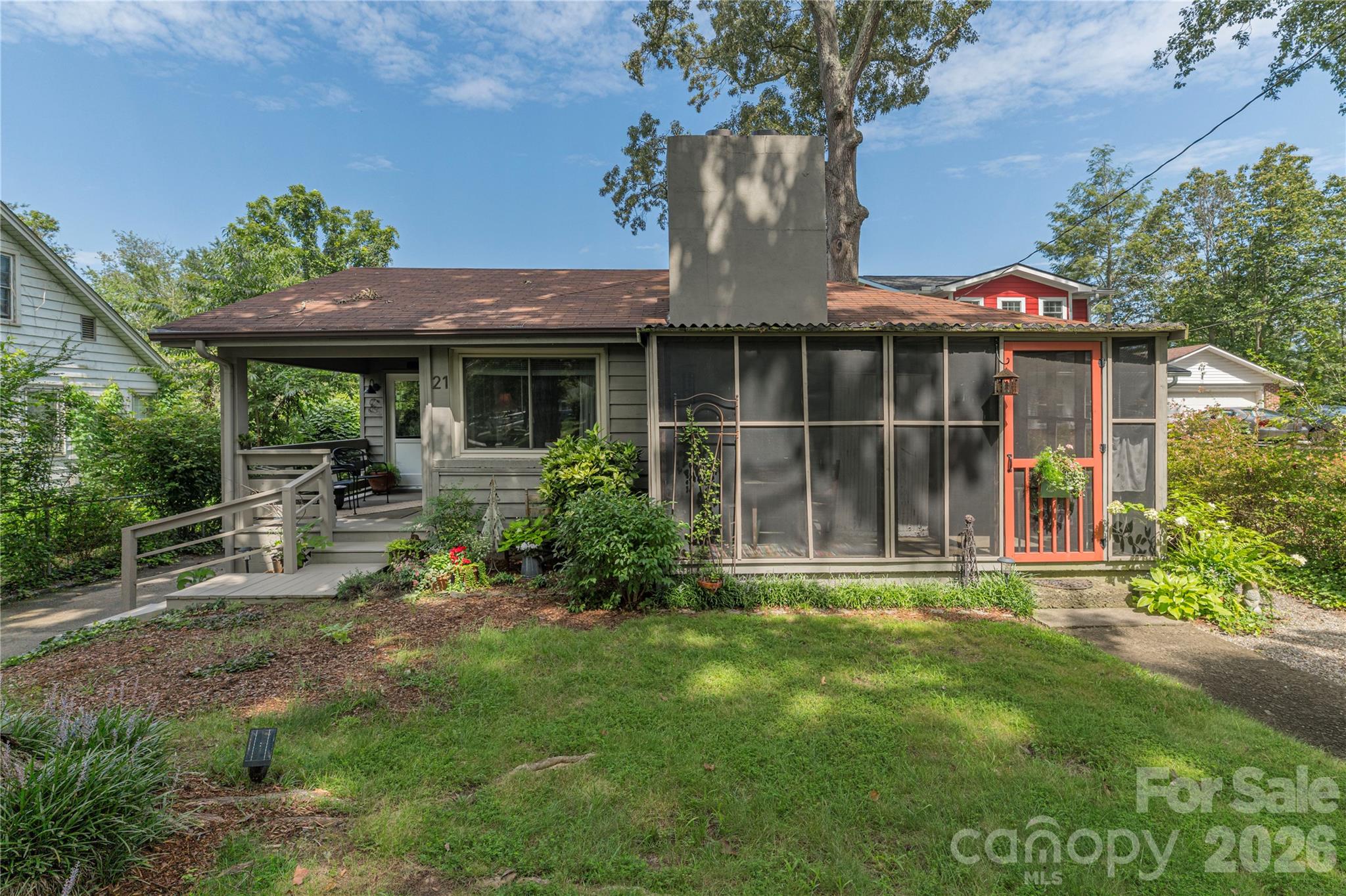 21 Lincoln Avenue — photo