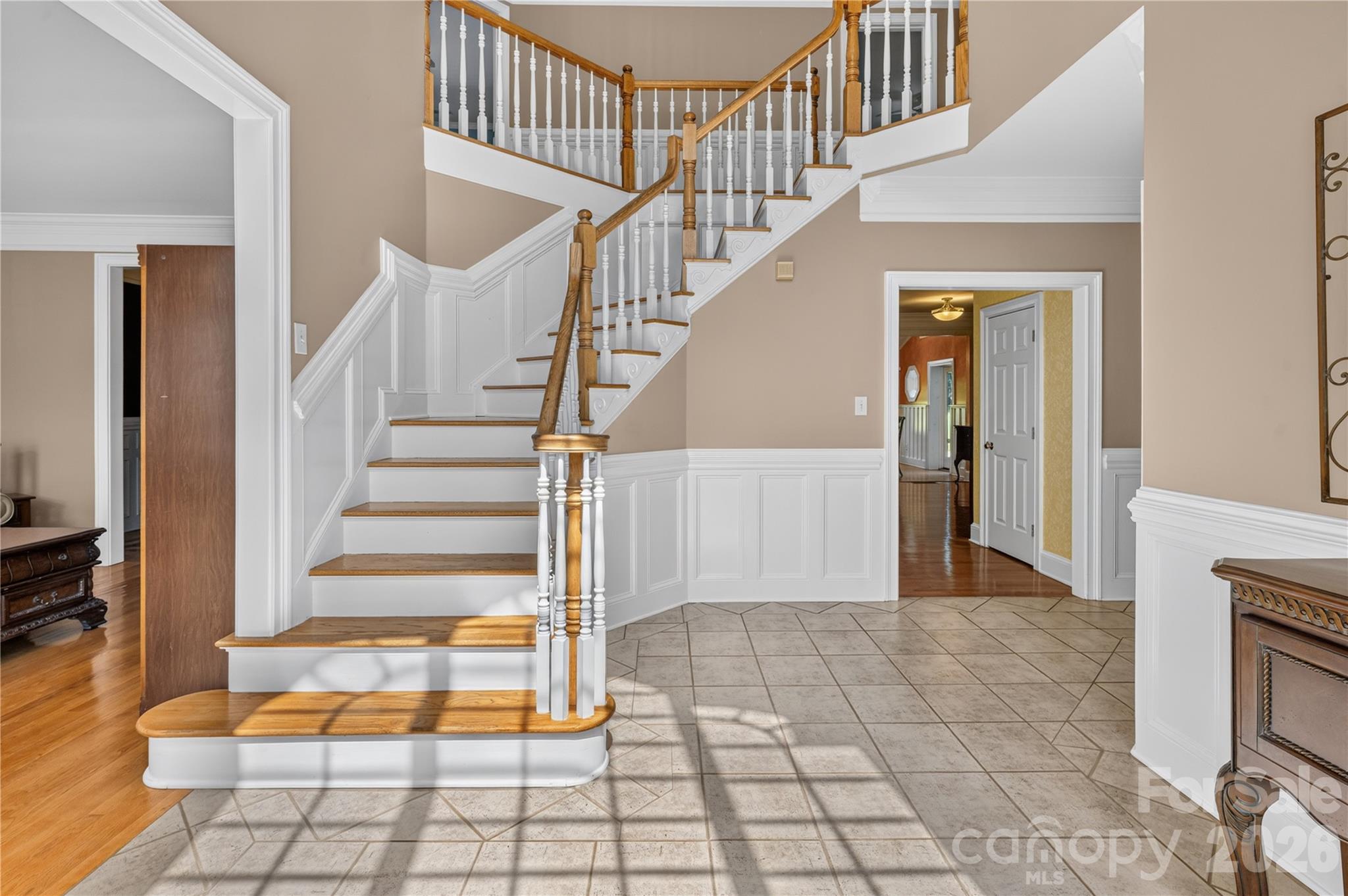 6041 Bluebird Hill Lane — photo