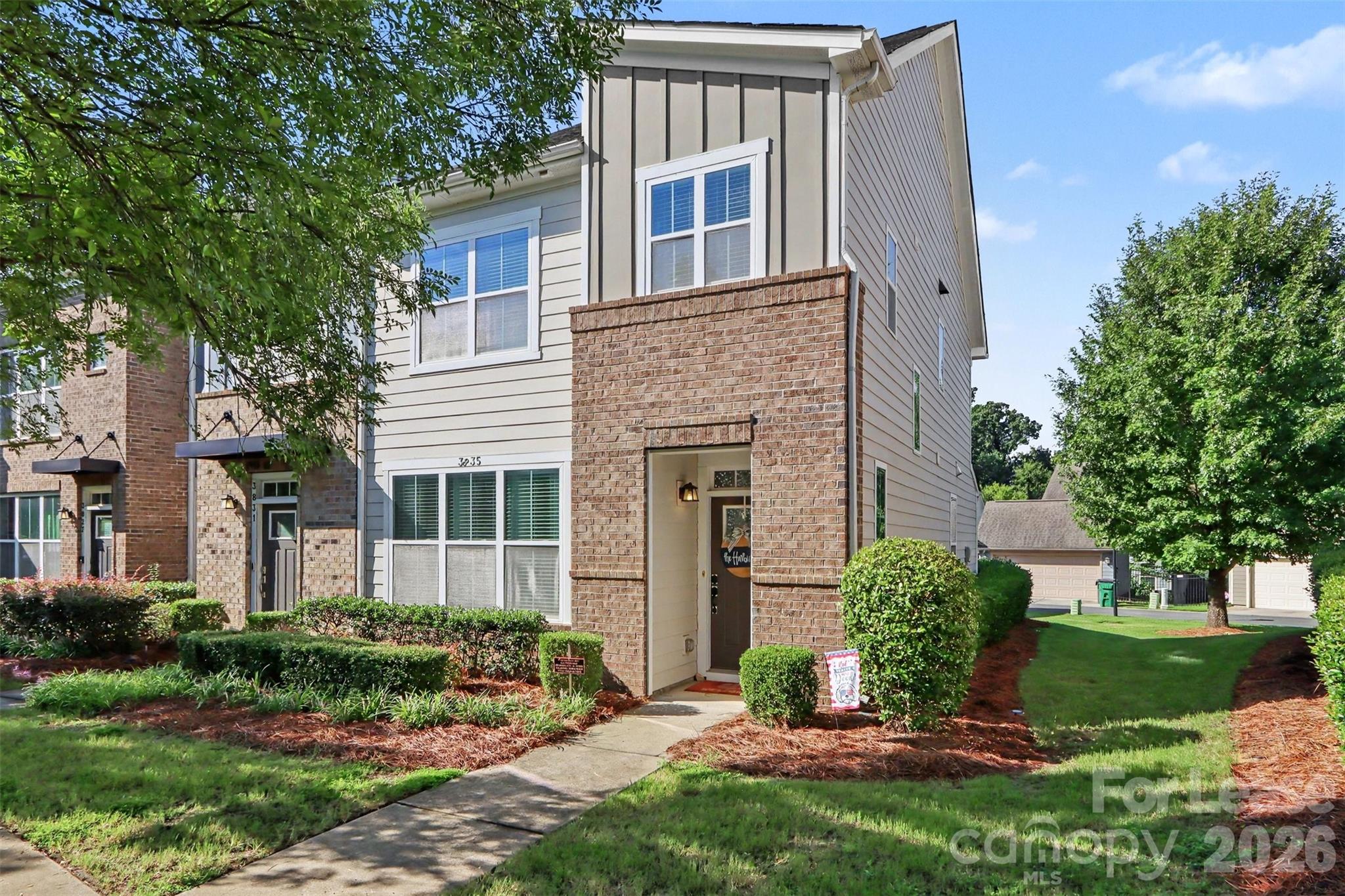 3835 Willow Green Place — photo