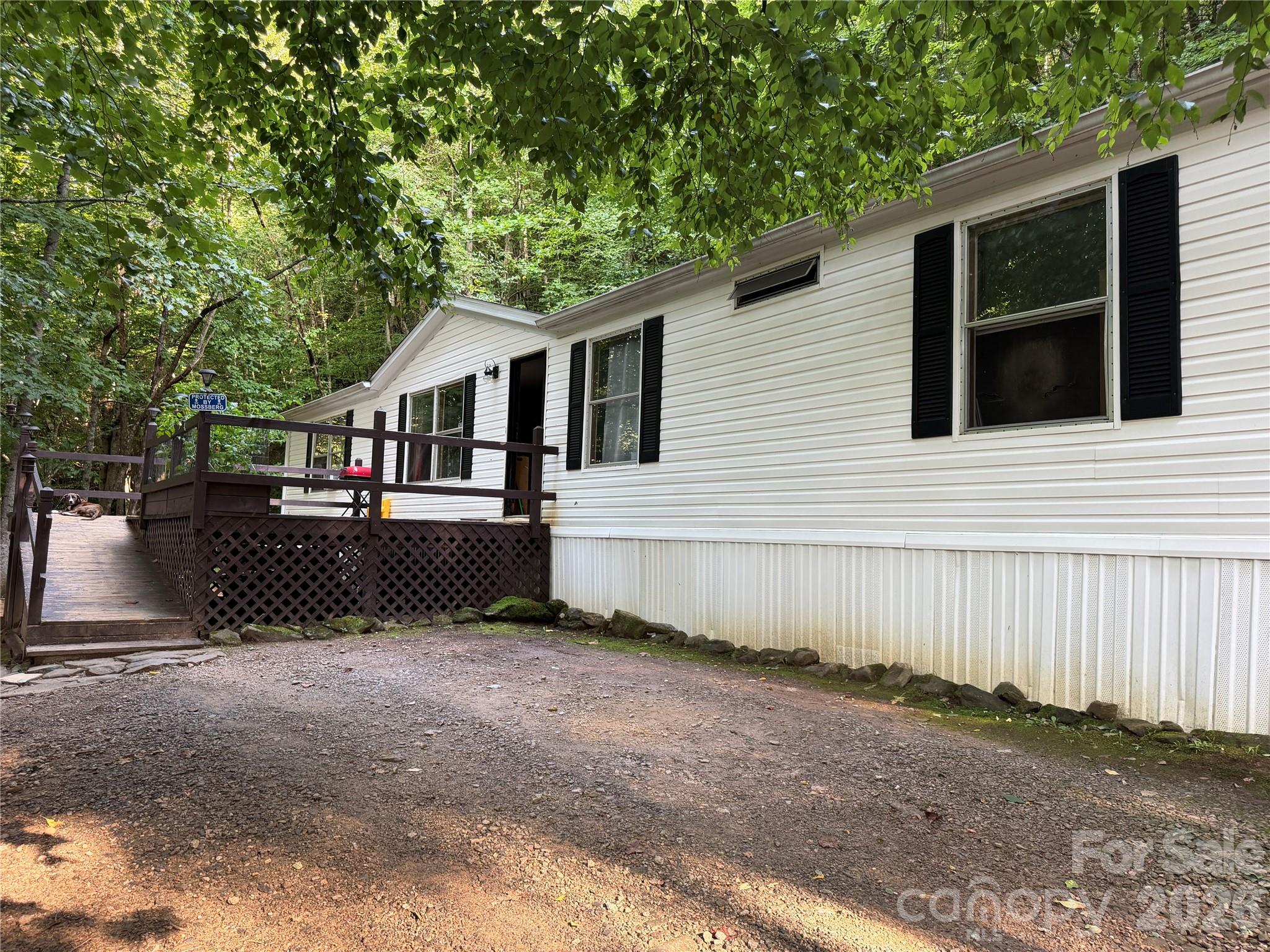261 Warren Creek Road — photo