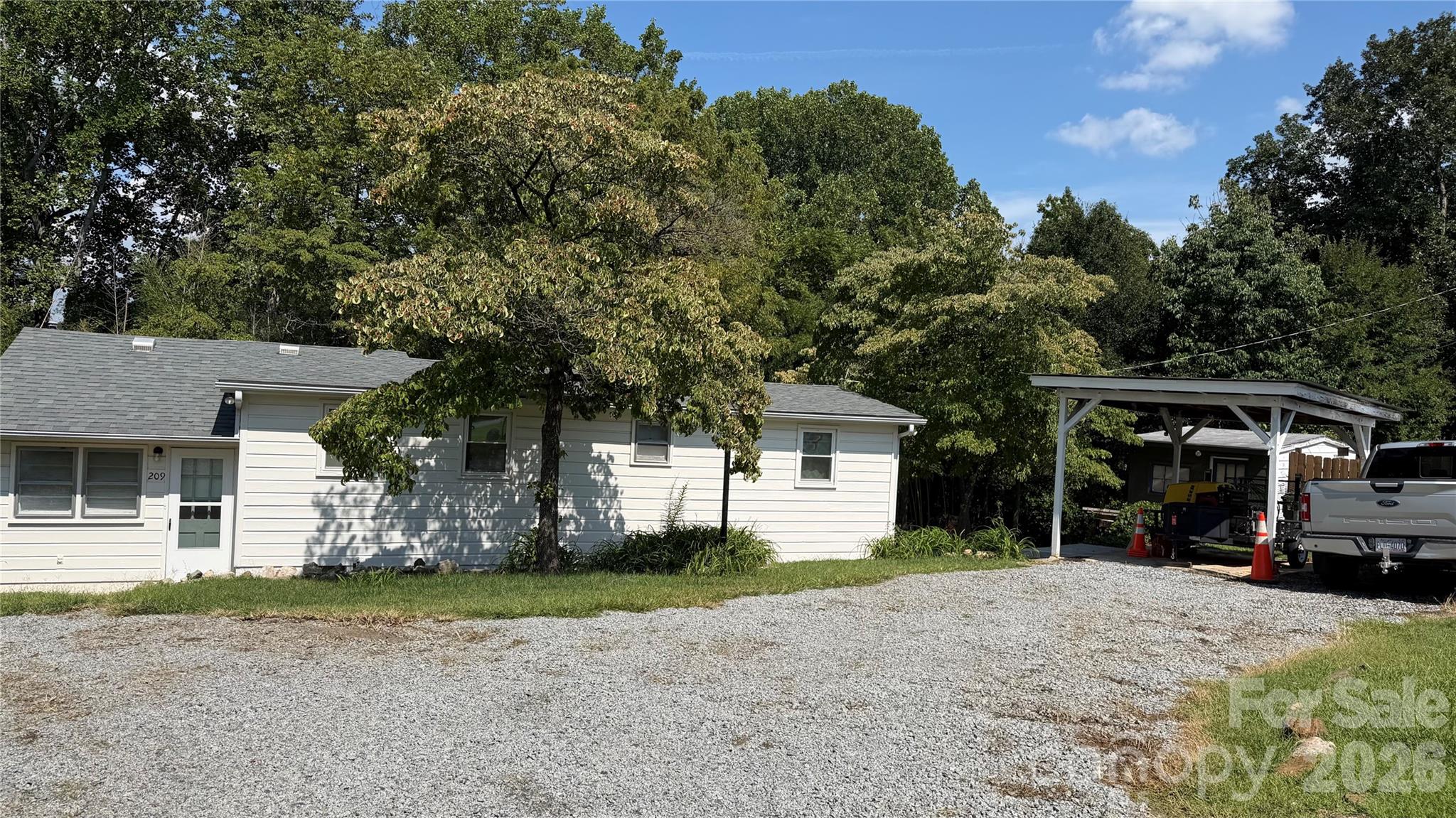 209 Auten Circle — photo