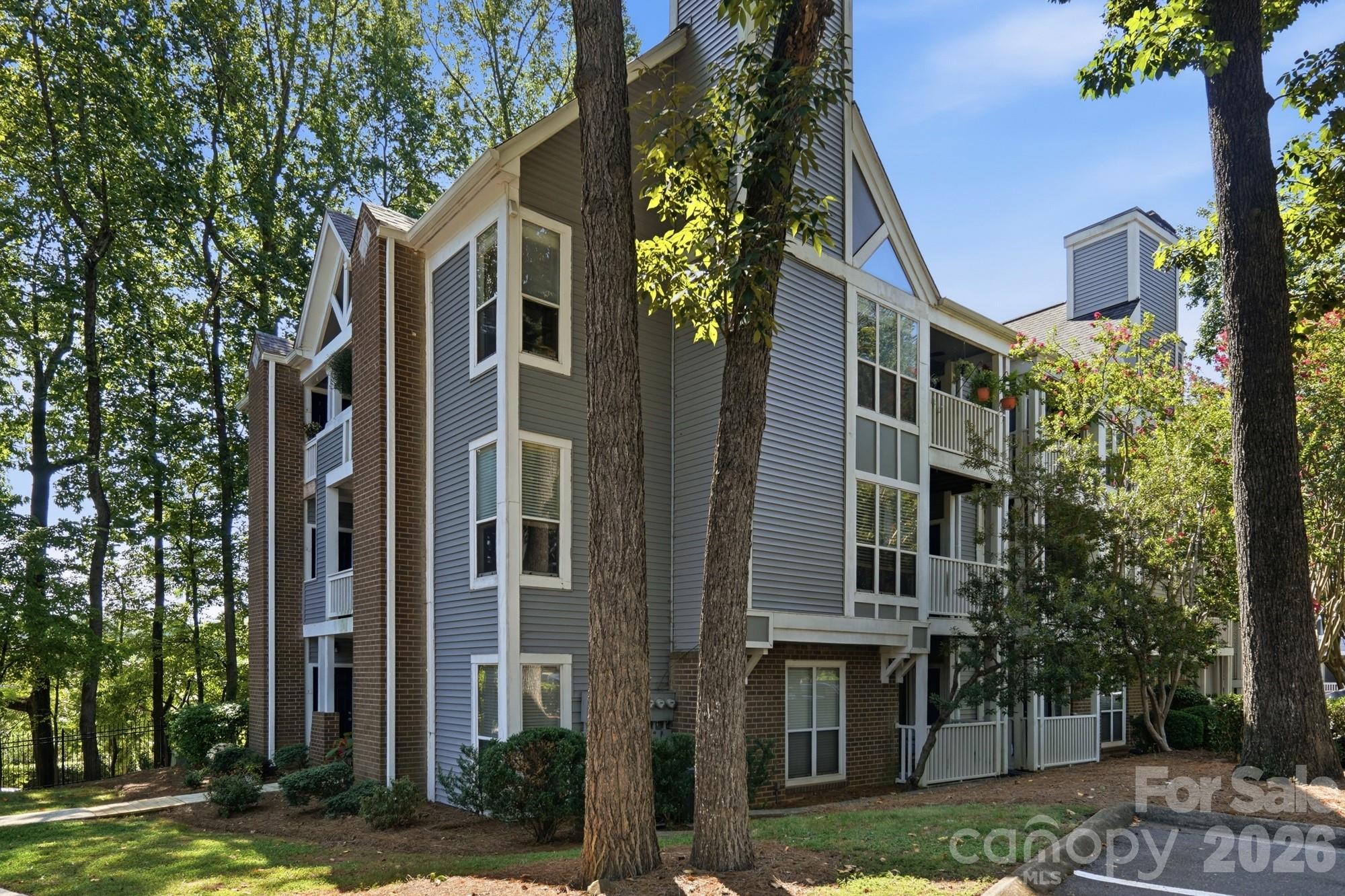 2510 Cranbrook Lane 6 — photo