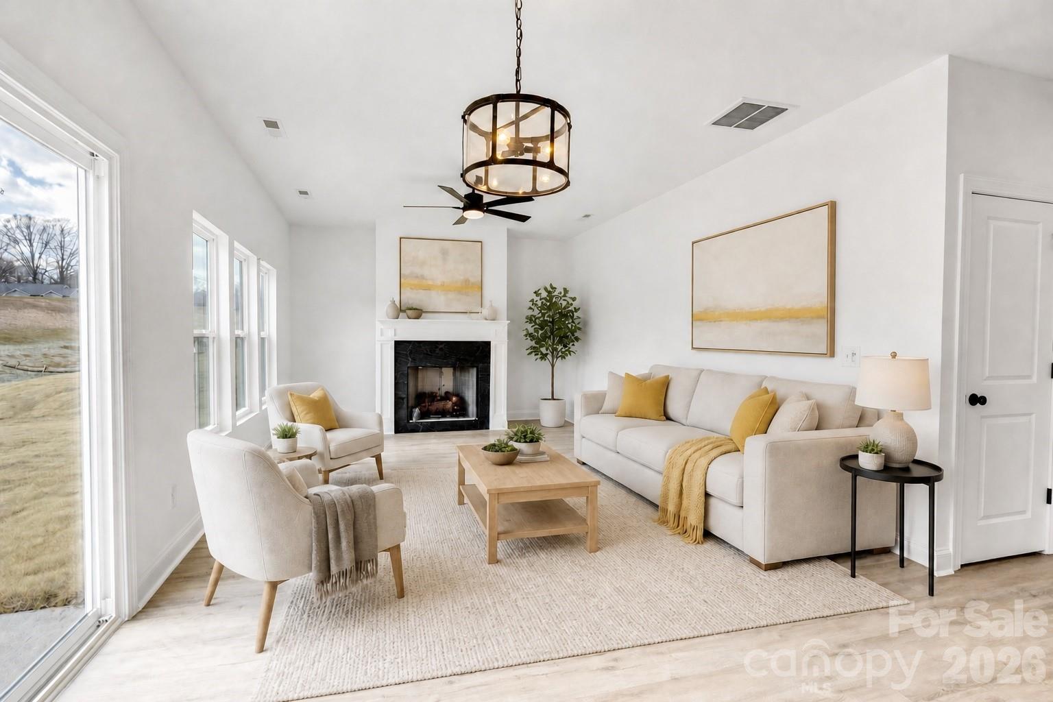 1405 Sanctuary Street — photo