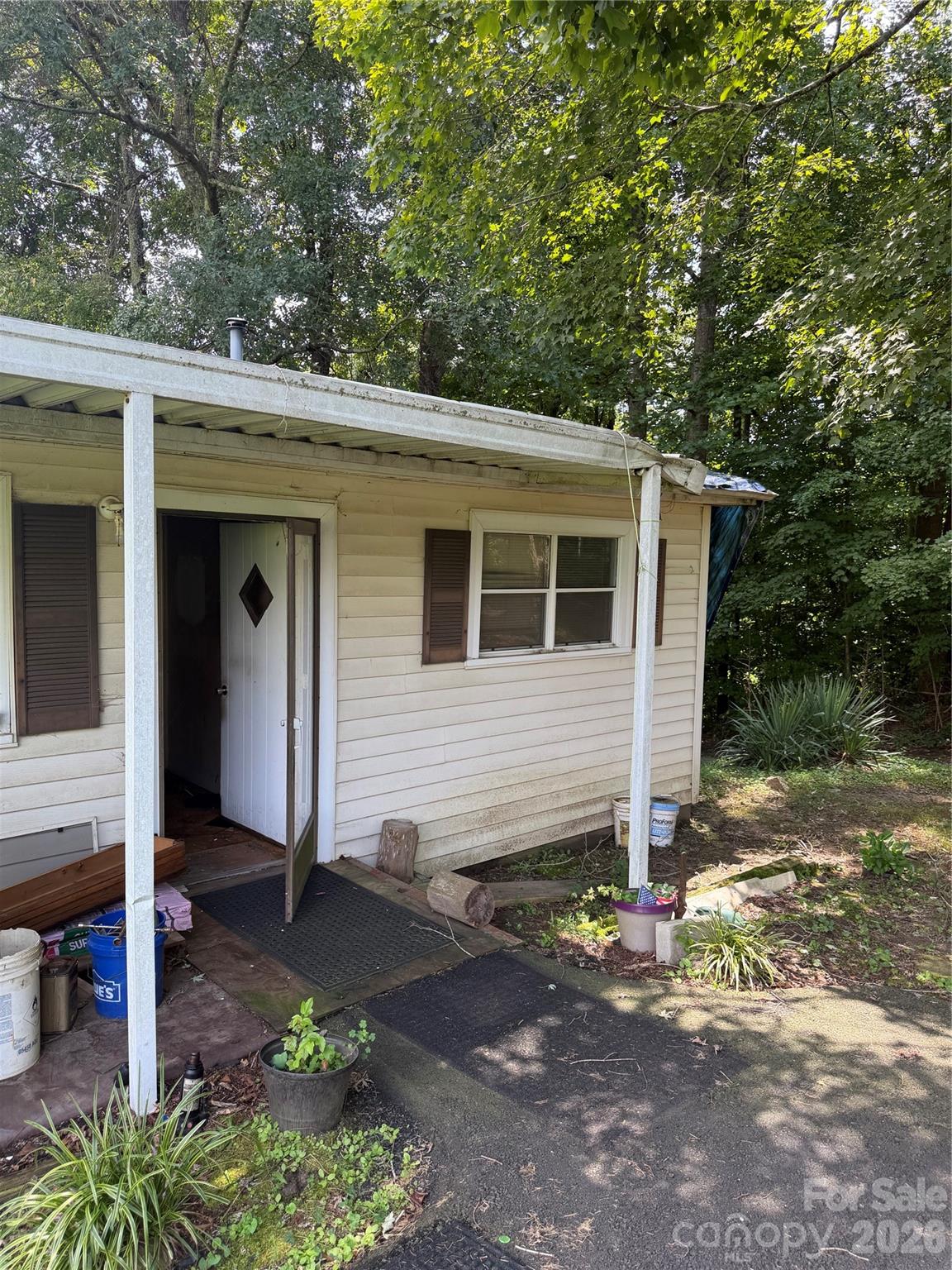1150 Hardin Road — photo