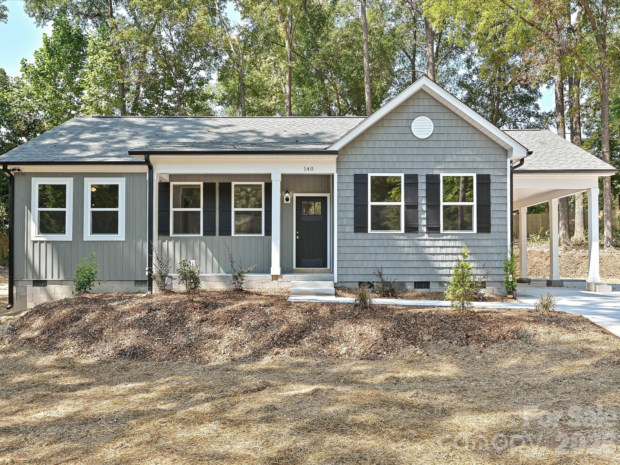 140 Helen Avenue — photo