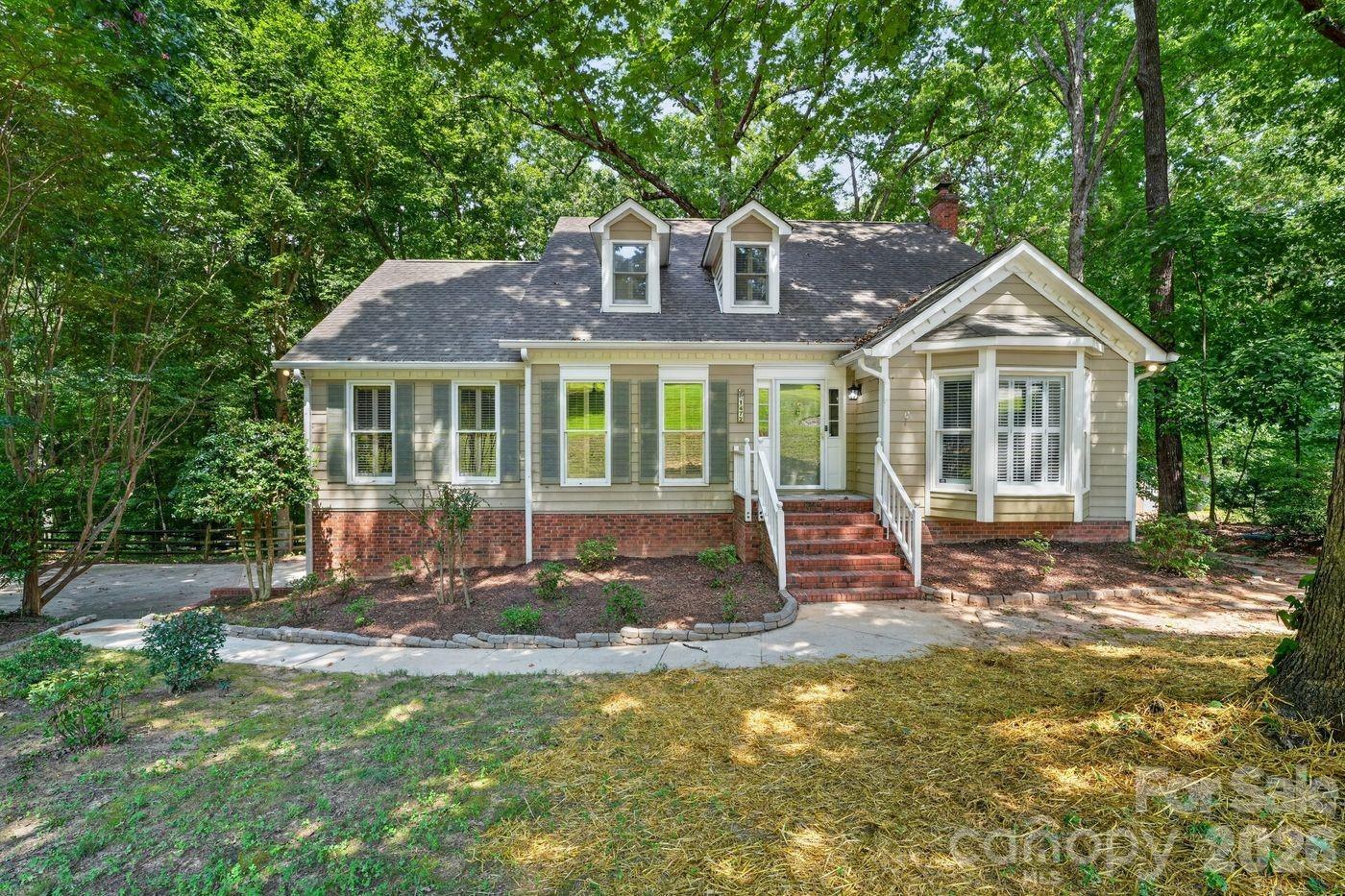 1472 Old Tara Lane — photo