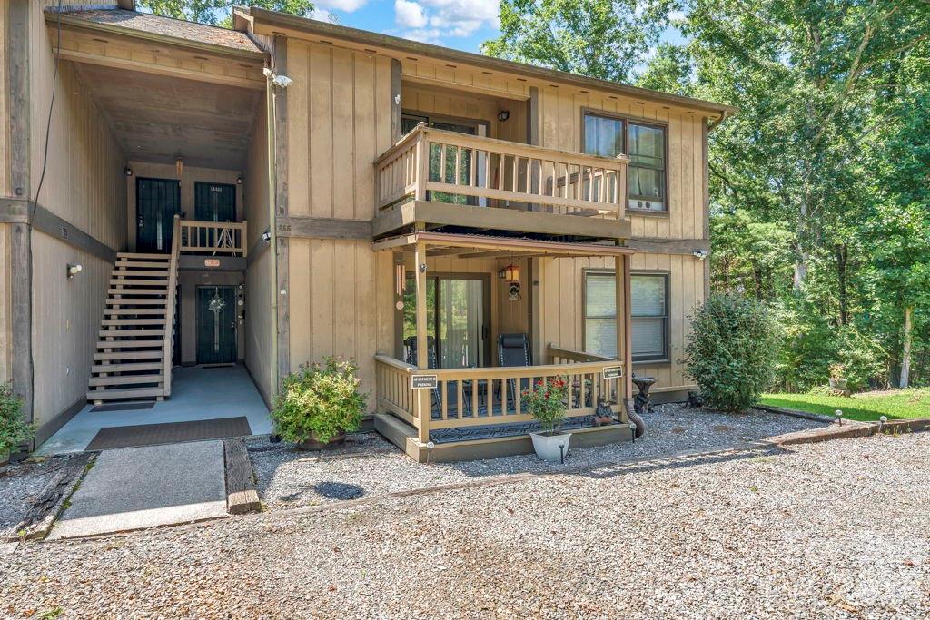655 Overlook Drive — photo