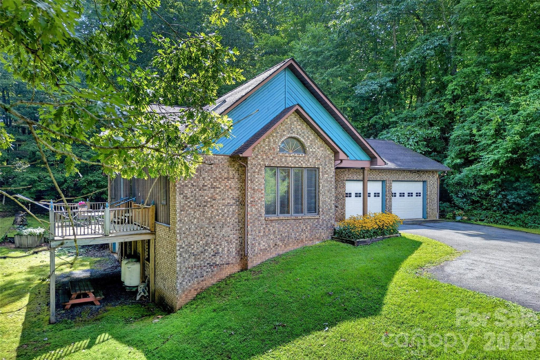 108 Shenandoah Drive — photo
