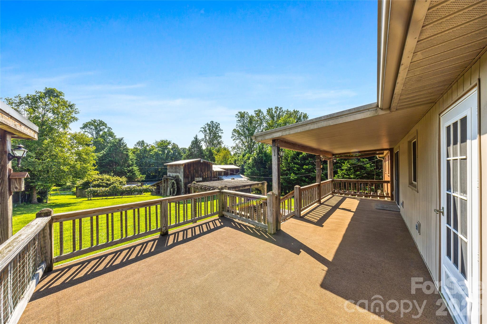 708 Loop Road, Hendersonville, NC 28792 — photo 3