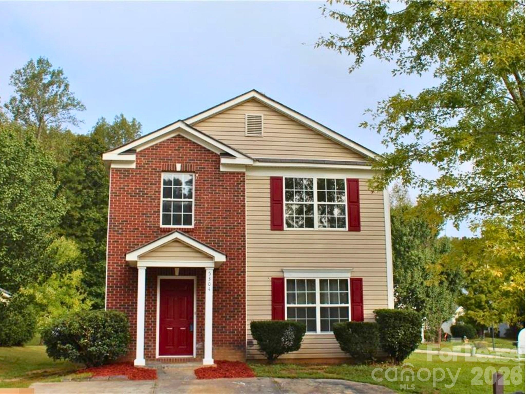 5304 Wisbech Court — photo