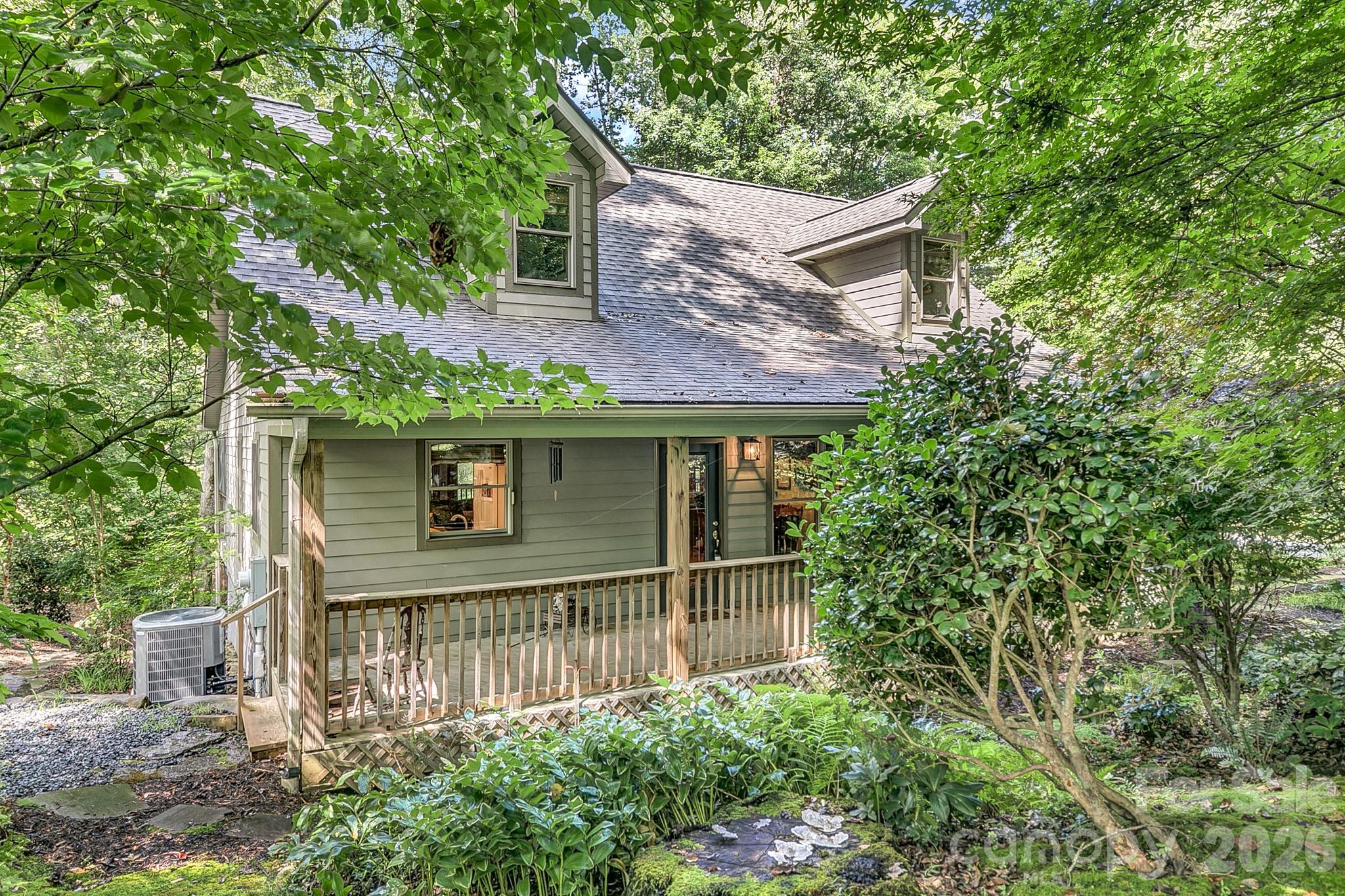 779 Thissa Way — photo