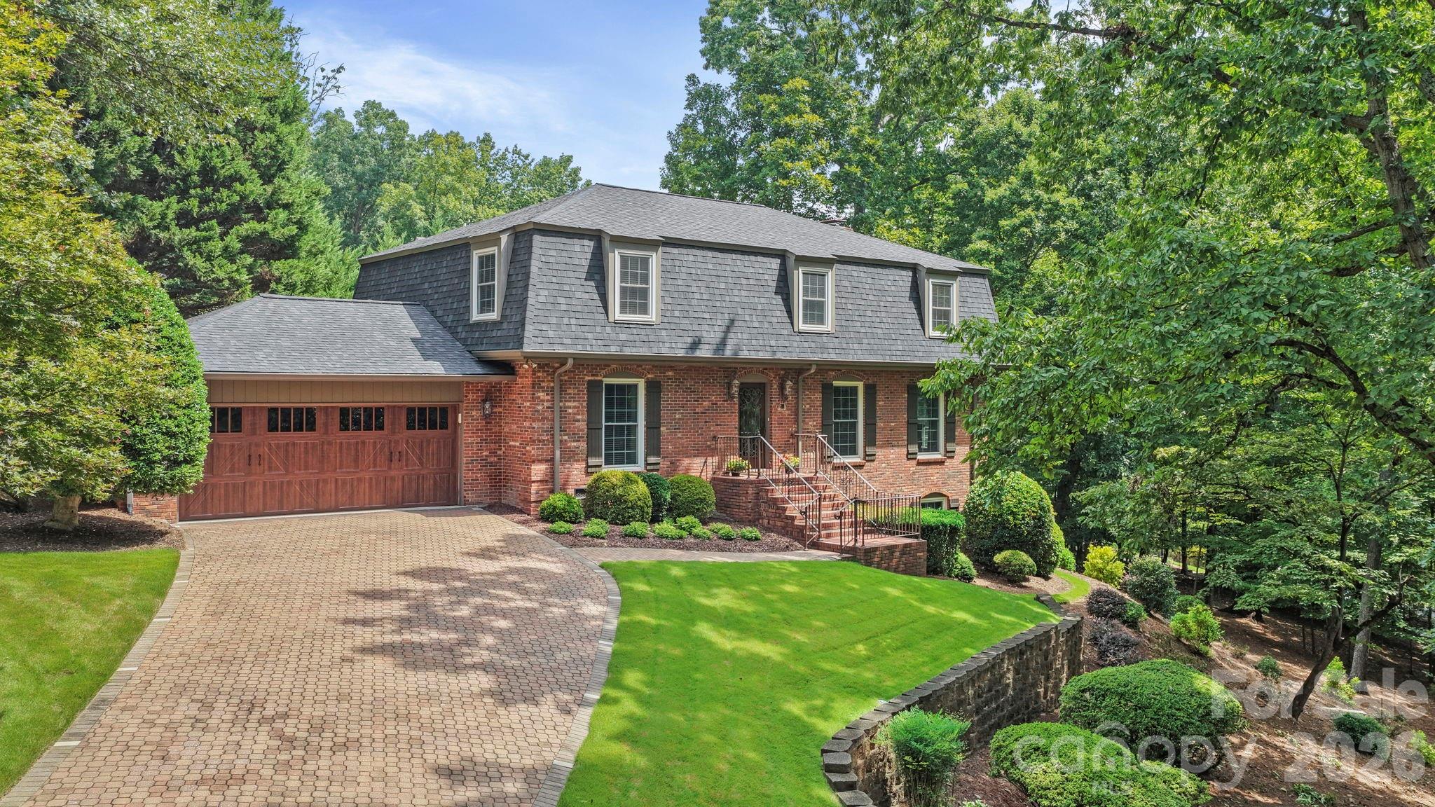 200 Keyhole Court — photo