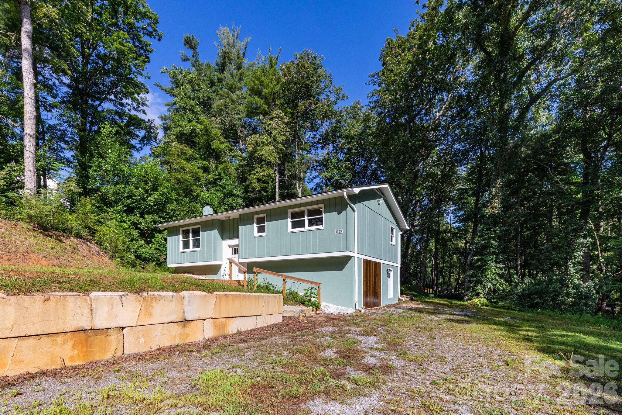 1009 Sharon Ridge Road — photo