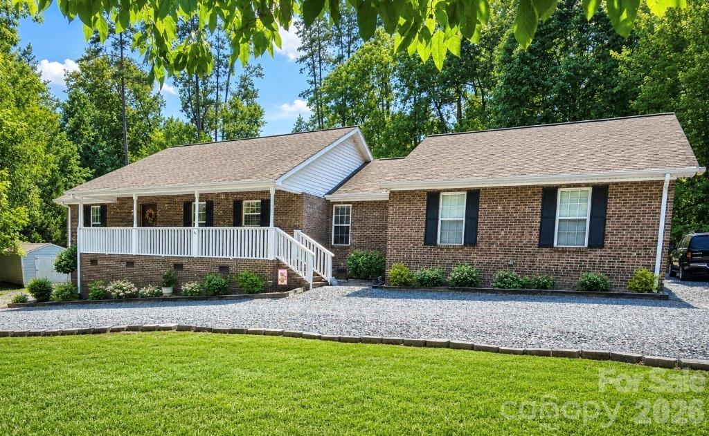 278 Newport Drive — photo