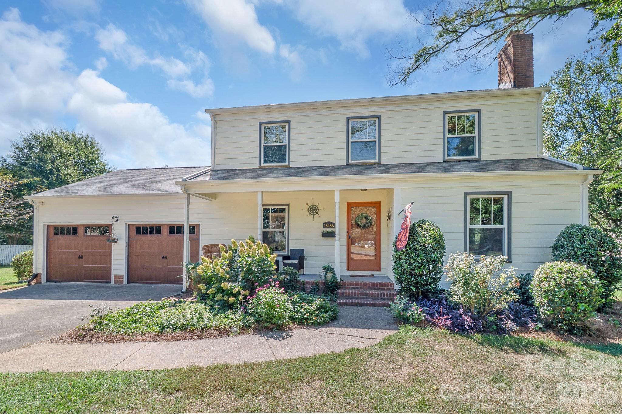 13136 Blacksmith Court — photo