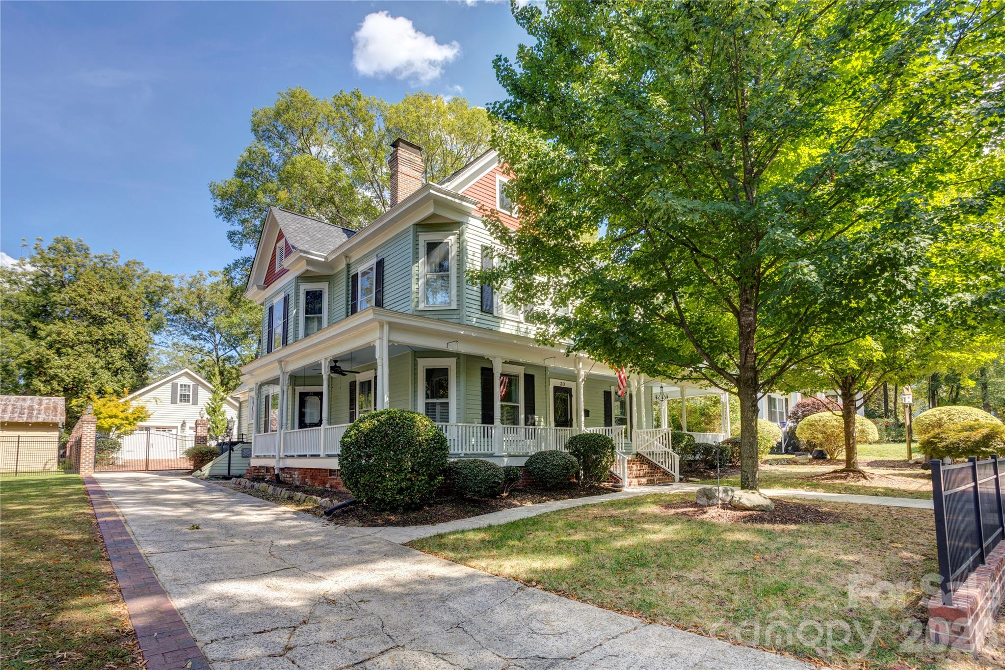 30 Georgia Street NW — photo