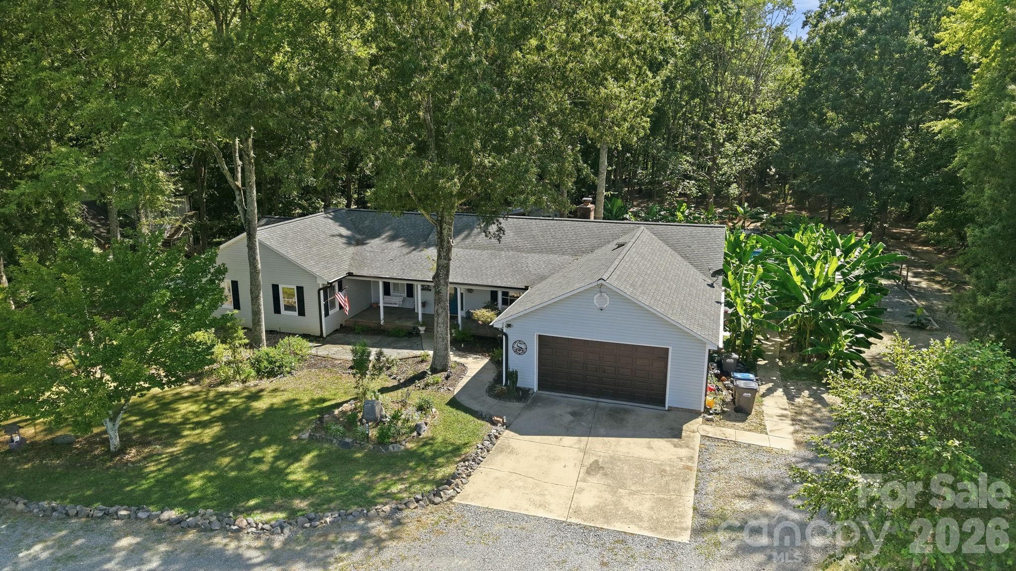 205 Dornoch Drive — photo