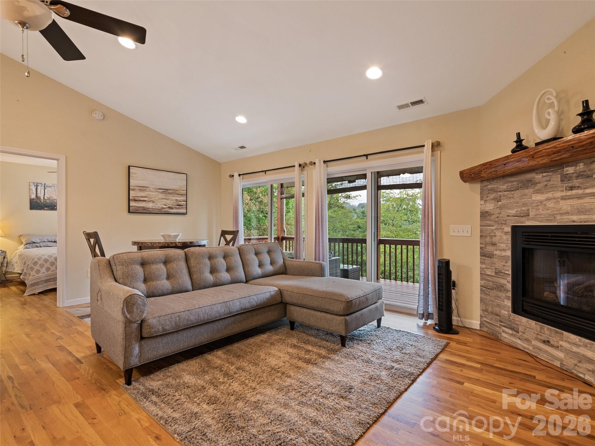 404 Loop Road, Clyde, NC 28721 — photo 3