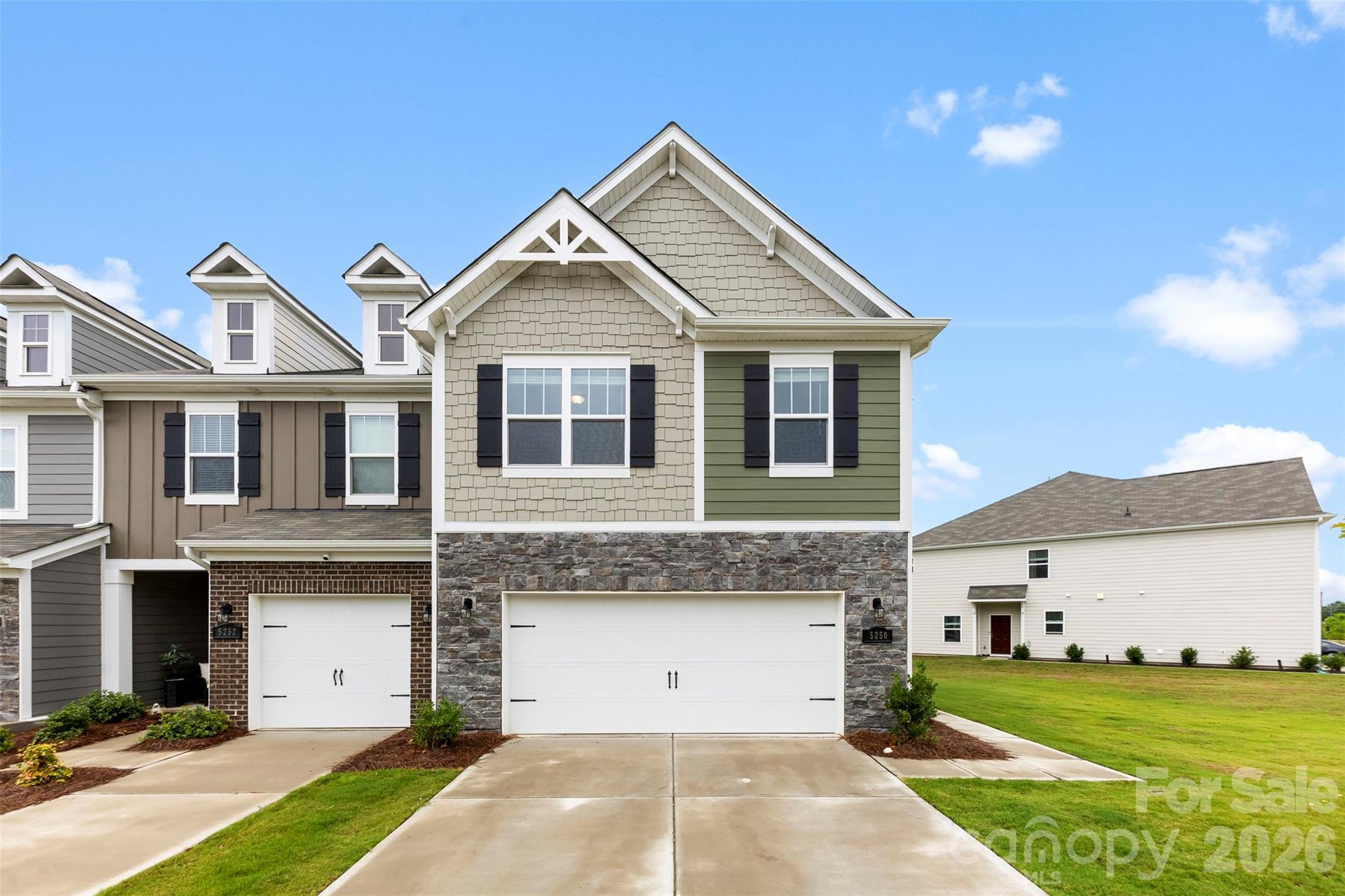 5250 Maynard Hill Drive — photo