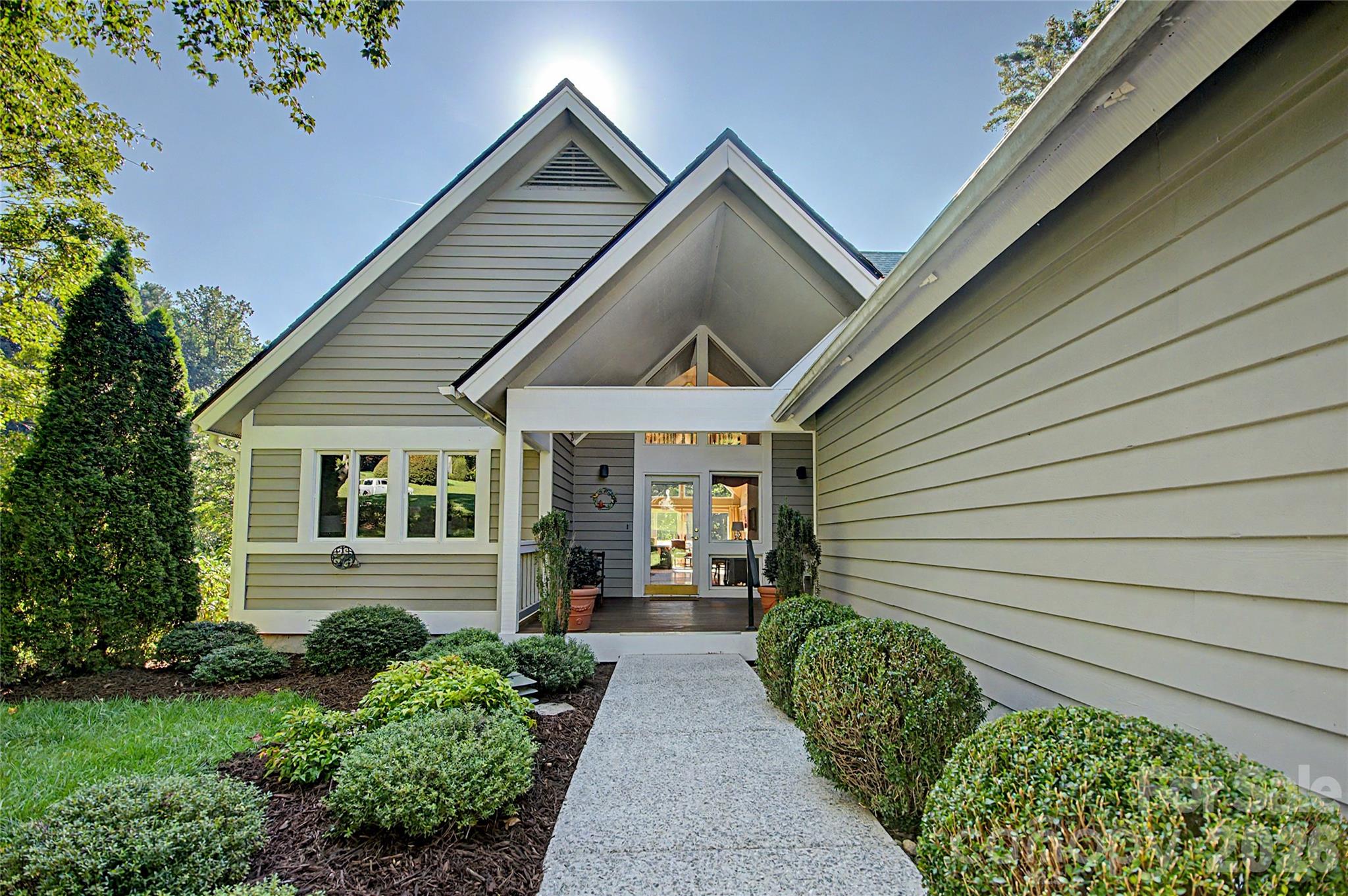 104 Overlook Drive — photo