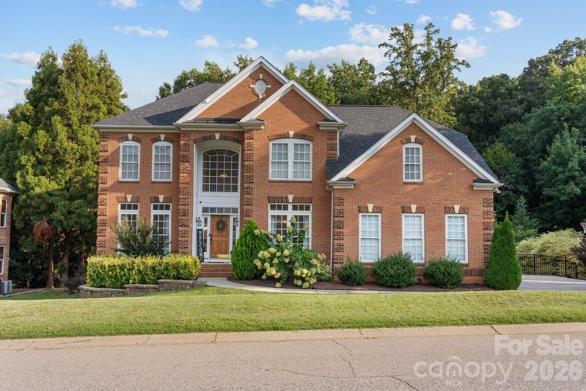 152 Melbourne Drive — photo