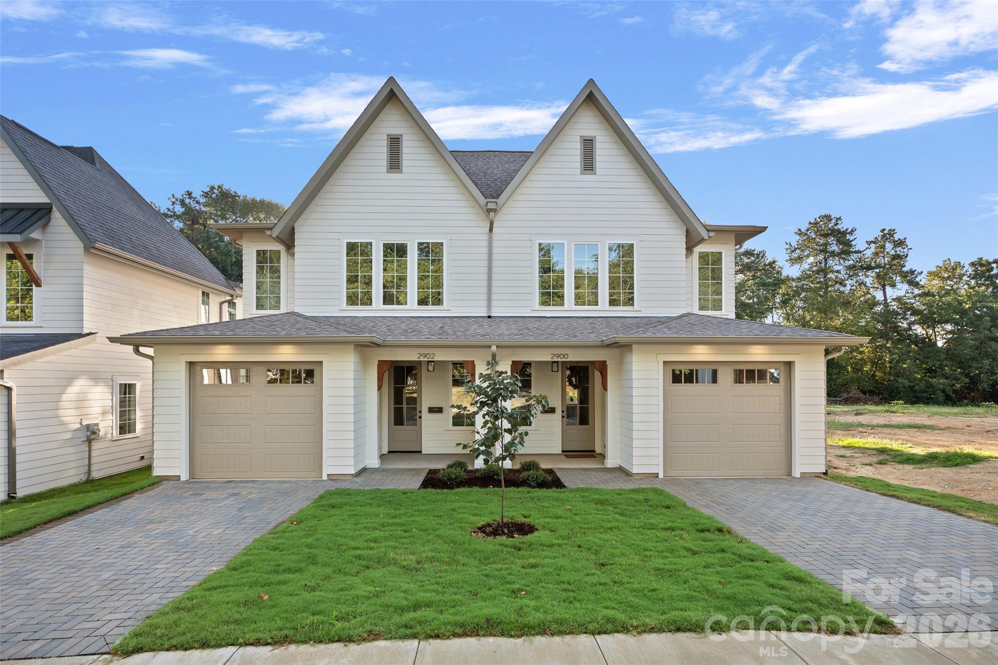 2902 Dogwood Avenue — photo