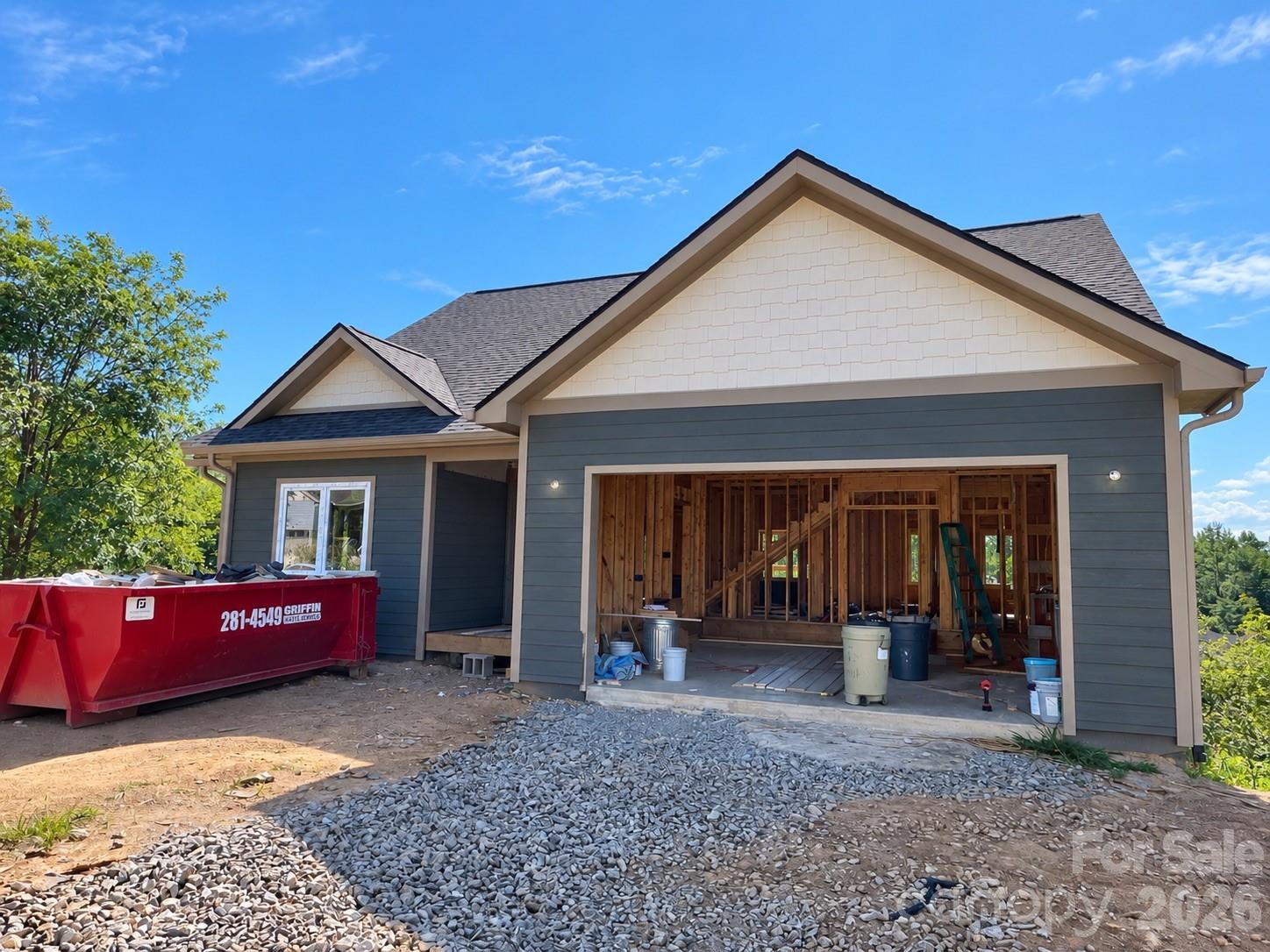 23 Sandstone Drive — photo