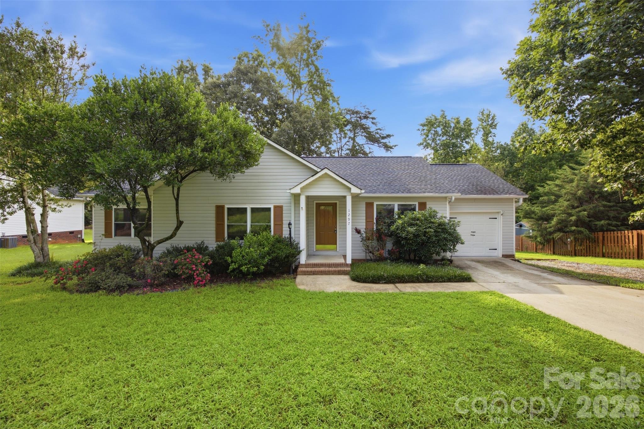 1297 Creekview Drive — photo
