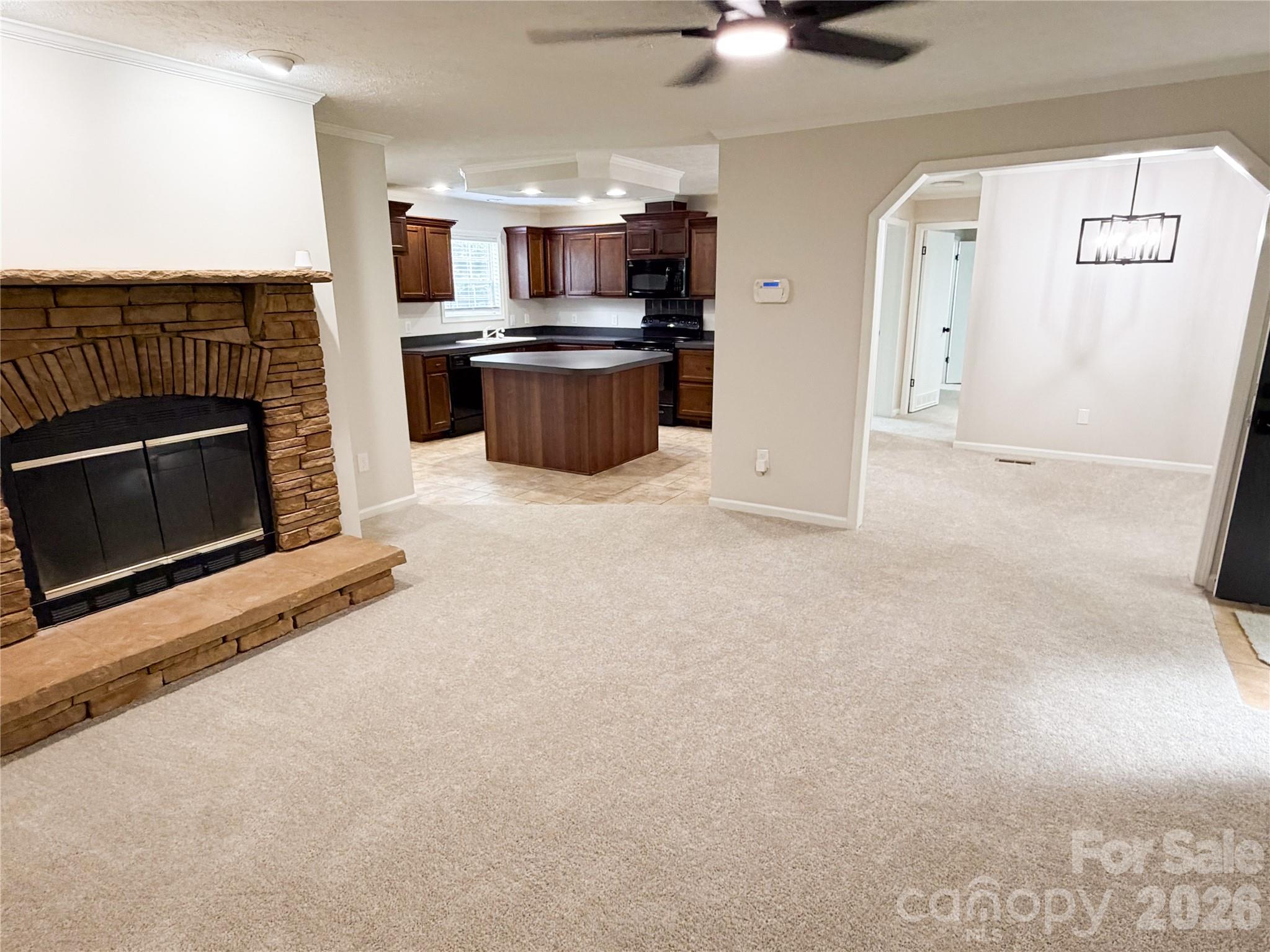 3556 Oakwood Avenue — photo