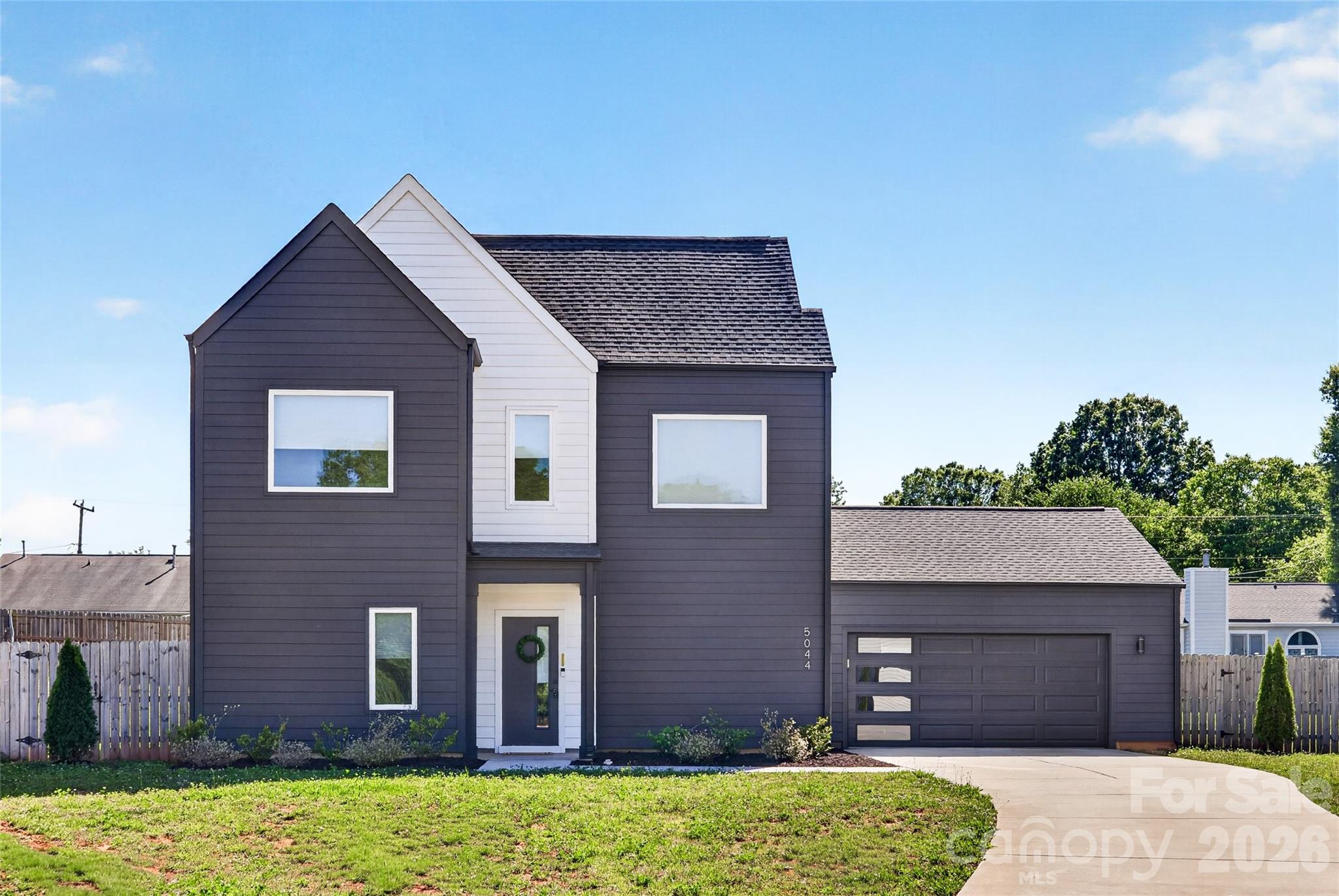 5044 Double Lakes Drive — photo